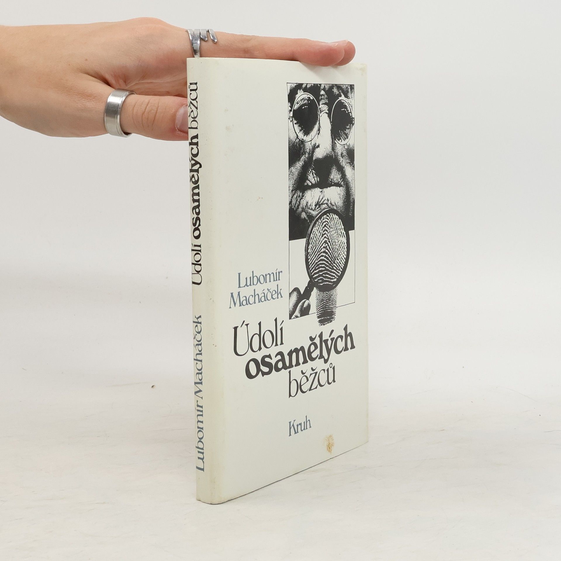 Lubomír Macháček Údolí osamělých běžců