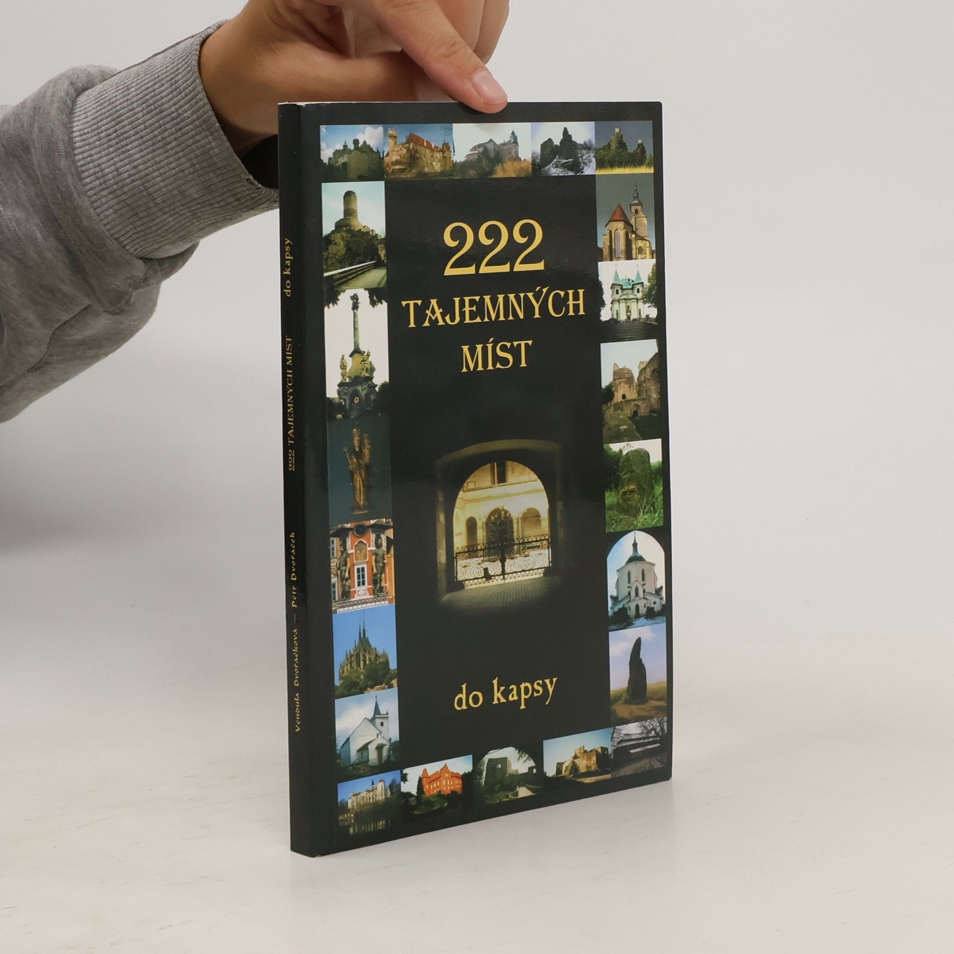 Vendula Dvořáčková 222 tajemných míst do kapsy