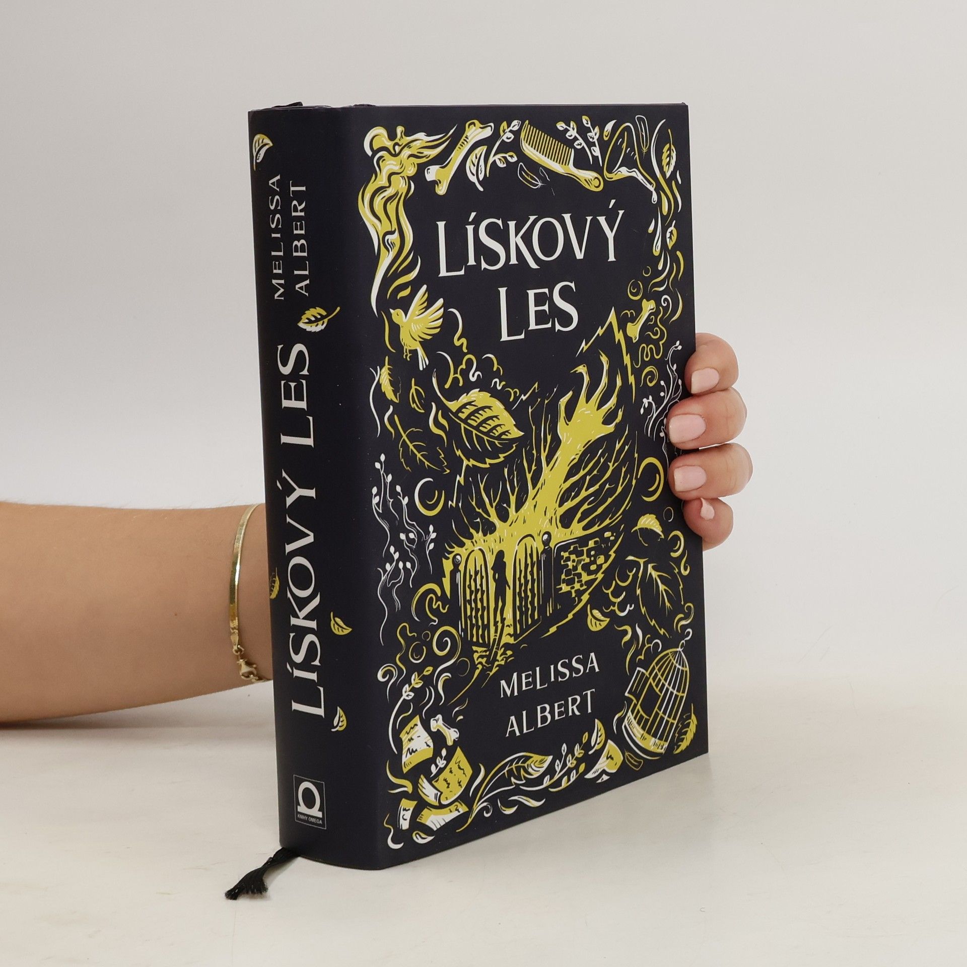 Melissa Albert Lískový les