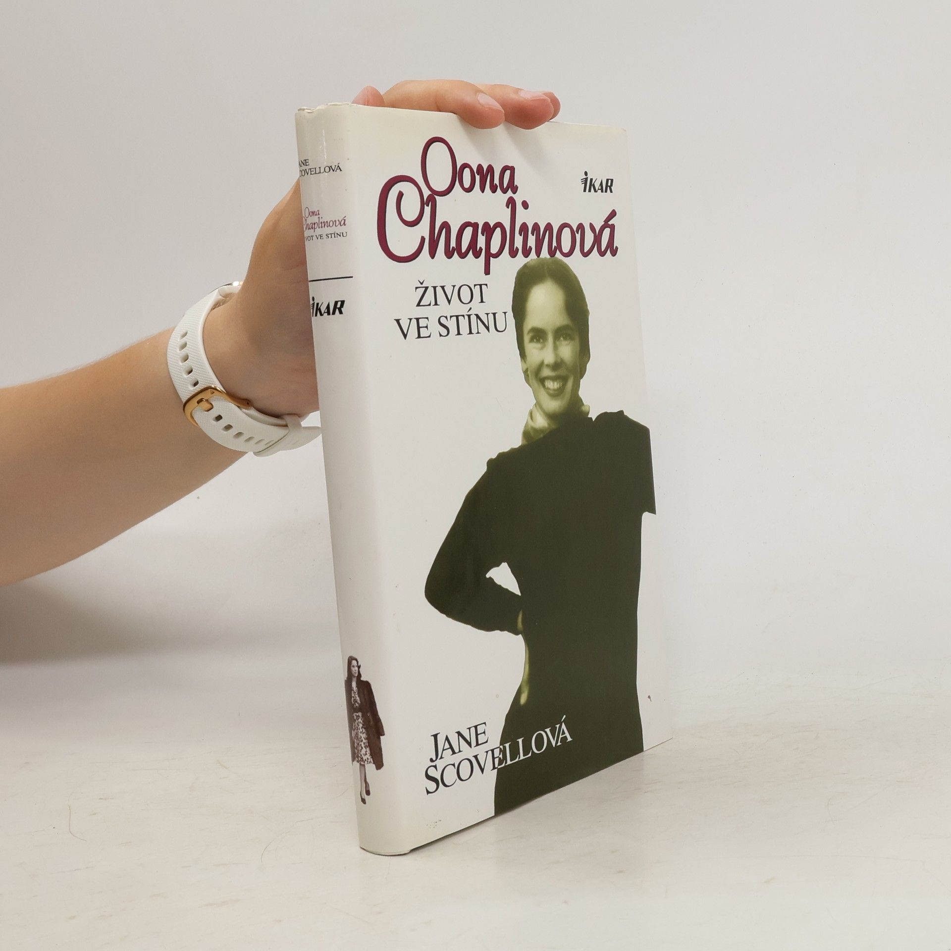 Jane Scovell Oona Chaplinová : život ve stínu