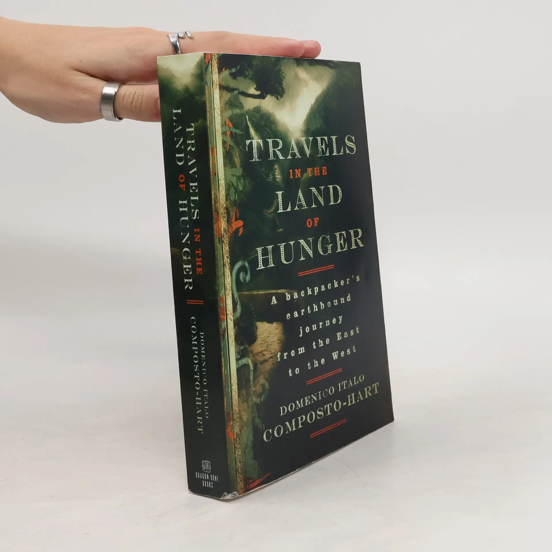 Travels in the Land of Hunger | Book | Paperback | kolektiv | EN