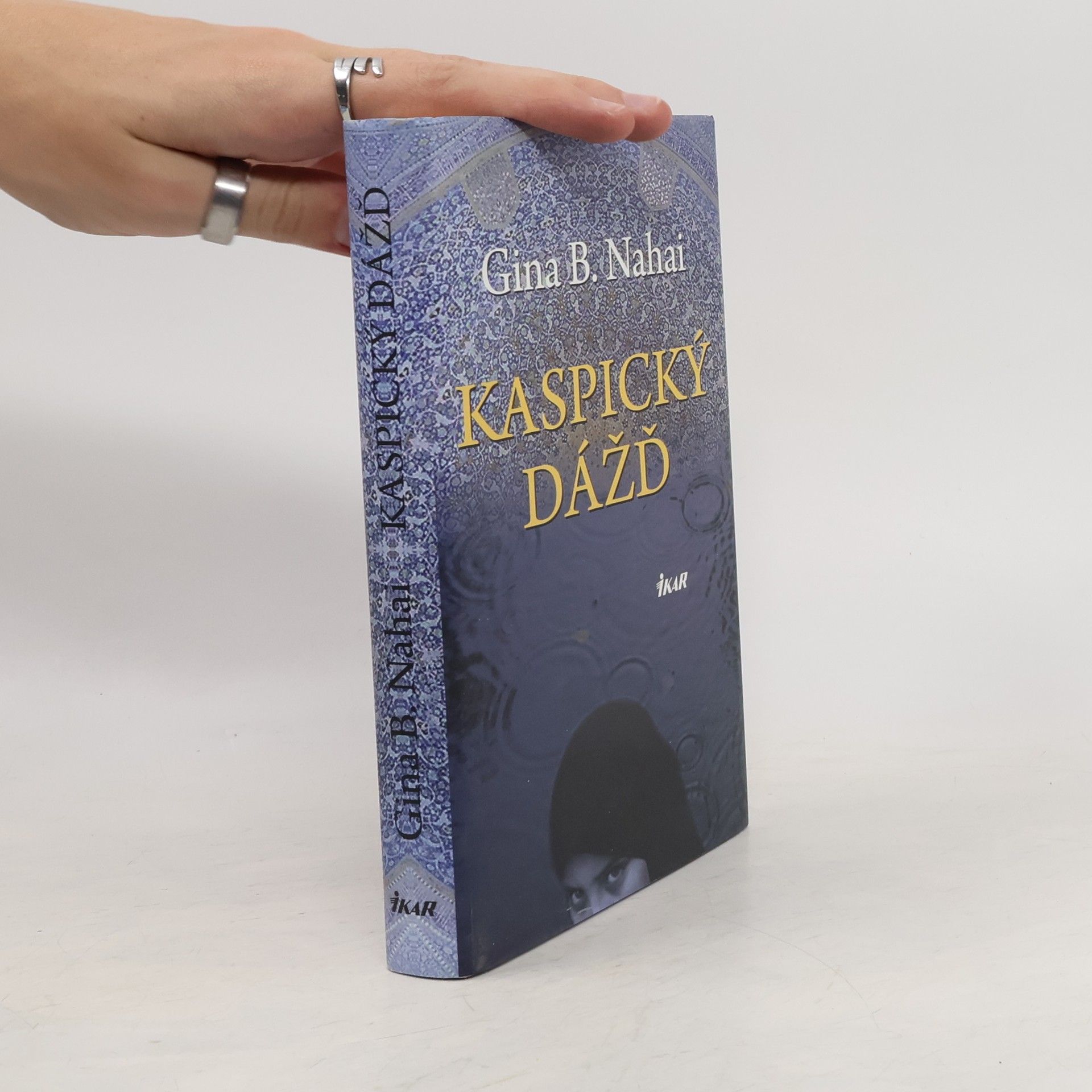 Gina Barkhordar Nahai Kaspický dážď