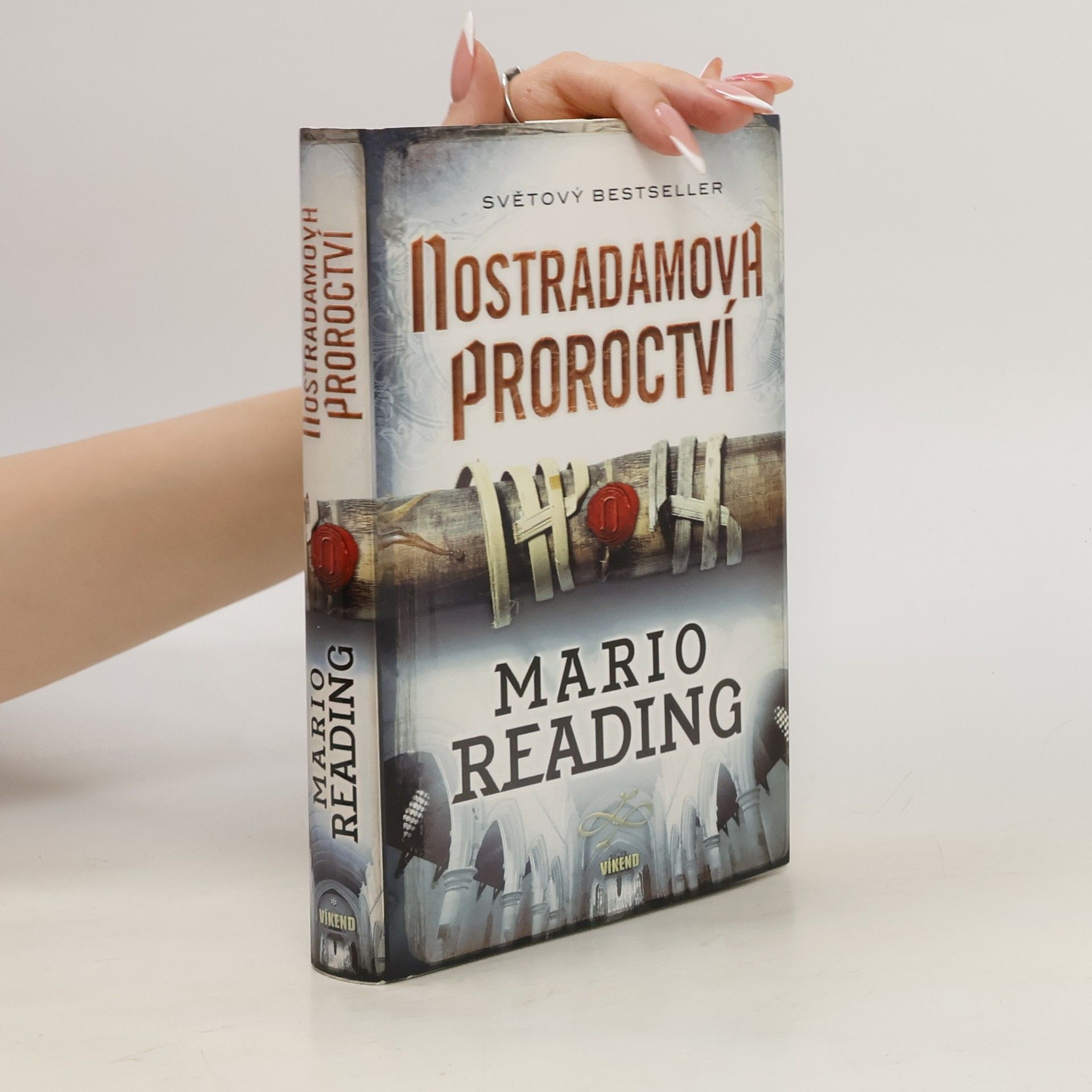 Mario Reading Nostradamova proroctví
