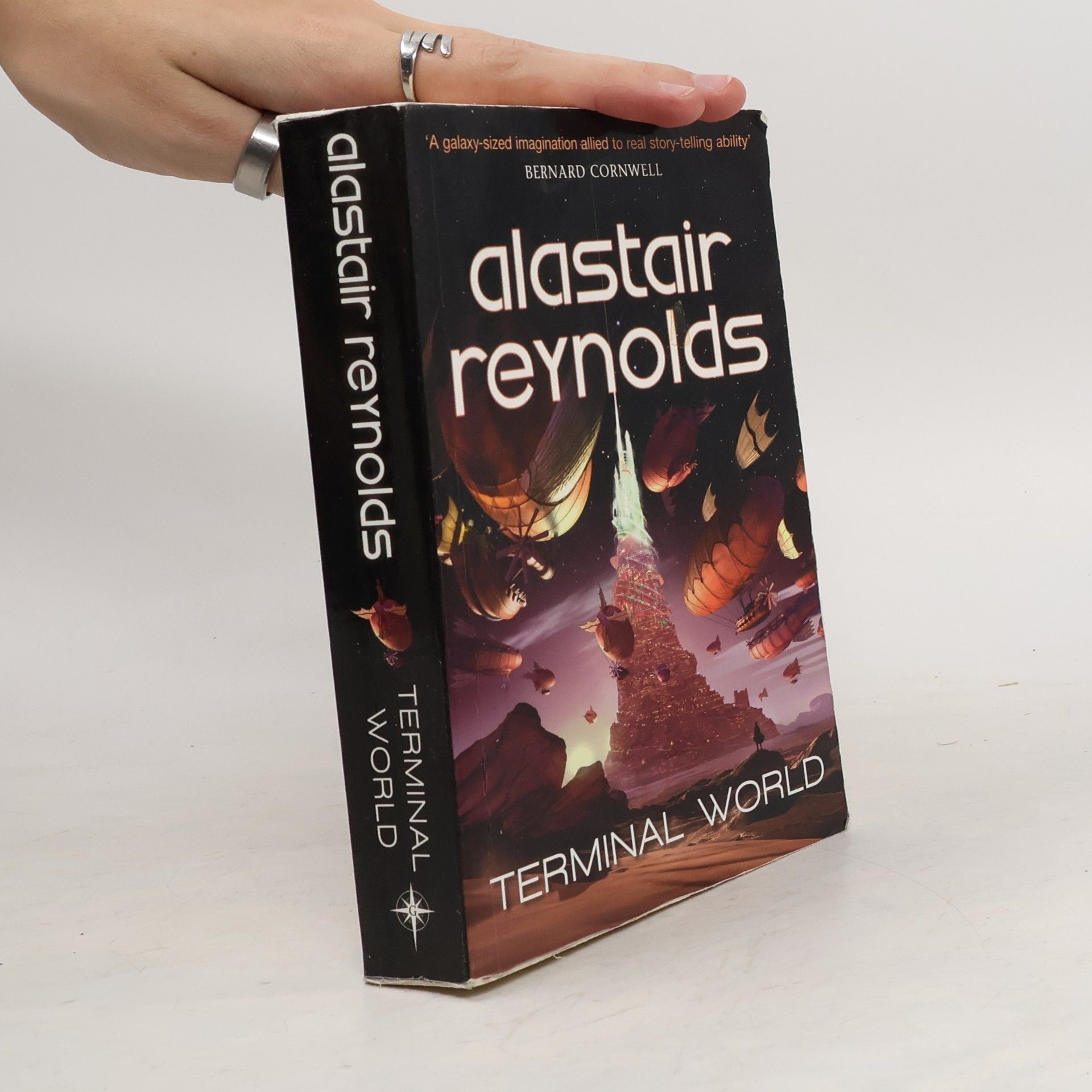 Alastair Reynolds Terminal World