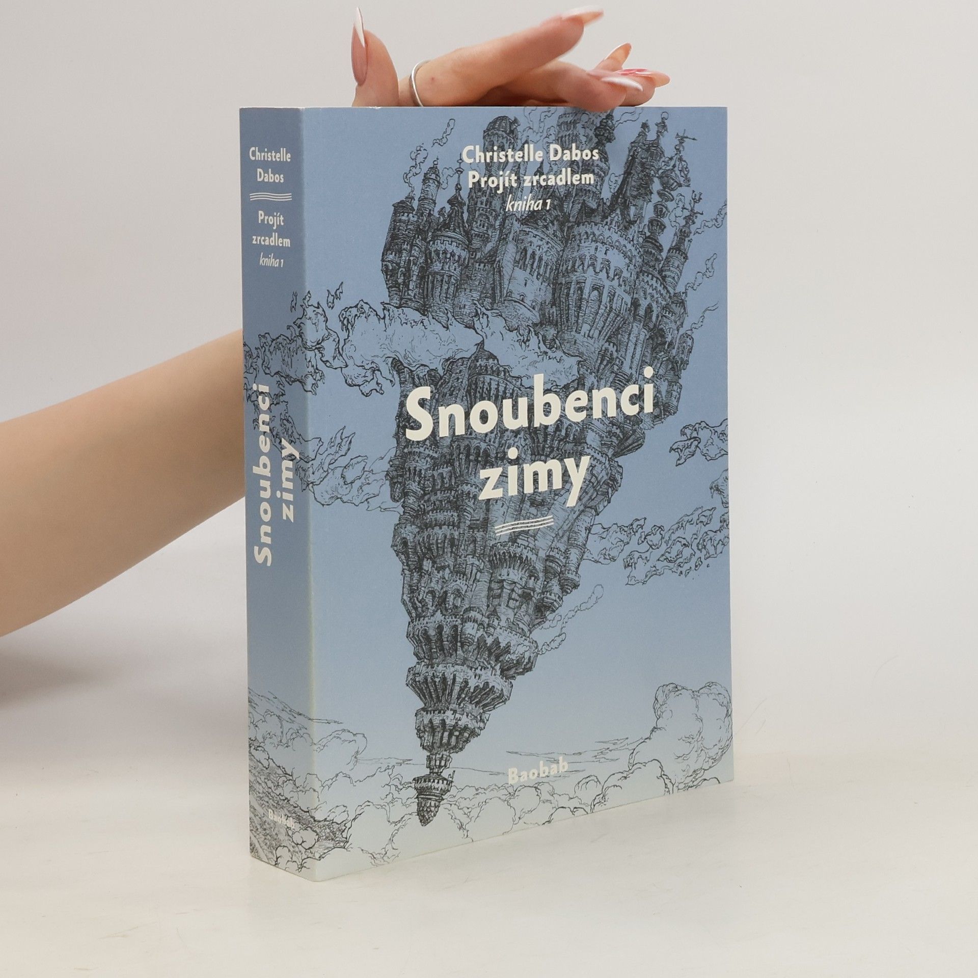Christelle Dabos Projít zrcadlem: kniha 1., Snoubenci zimy