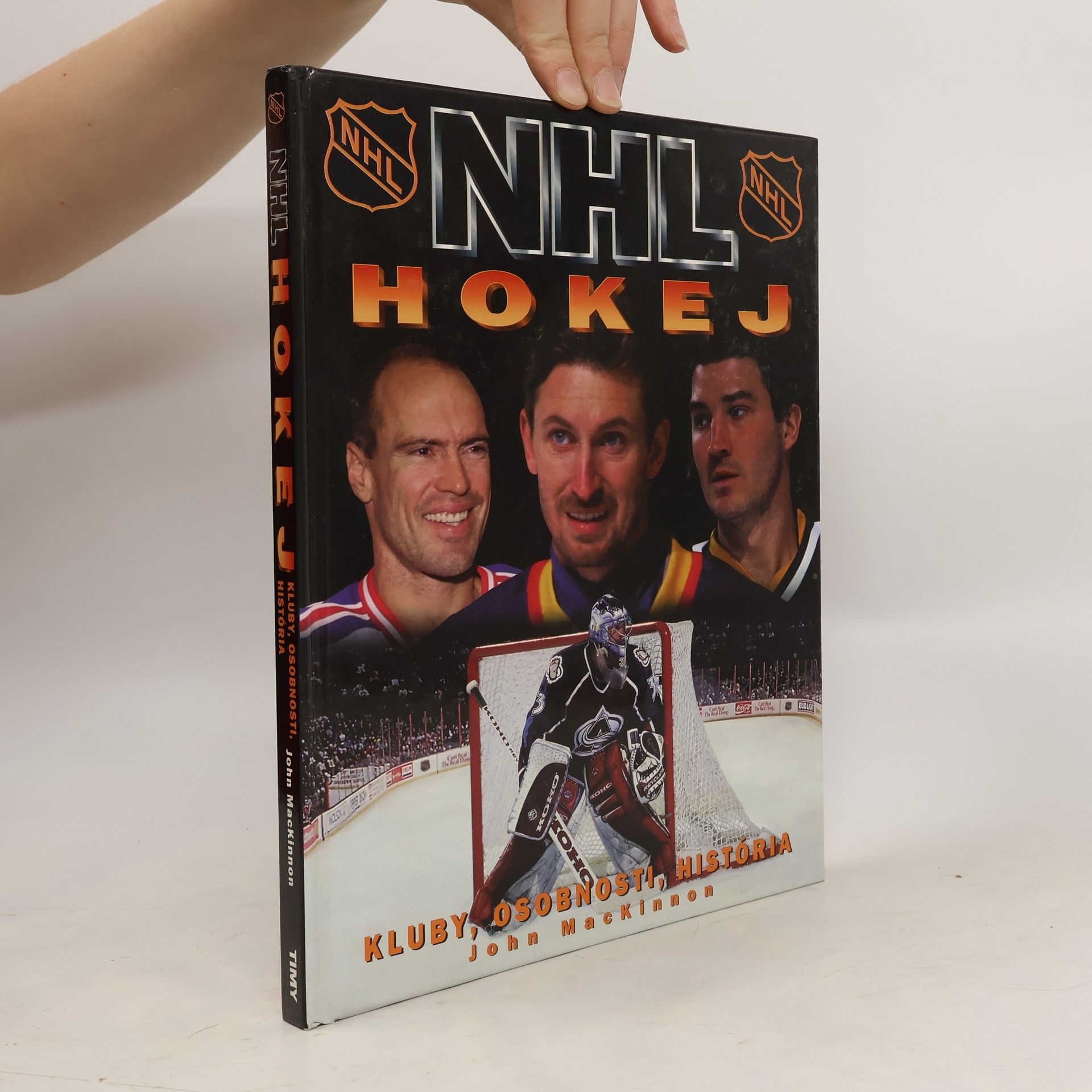 John Mackinnon NHL hokej. Kluby, osobnosti, história