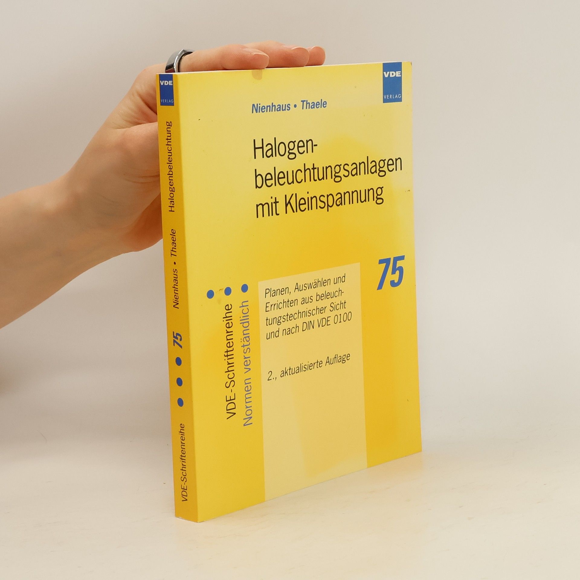 Halogenbeleuchtungsanlagen mit Kleinspannung