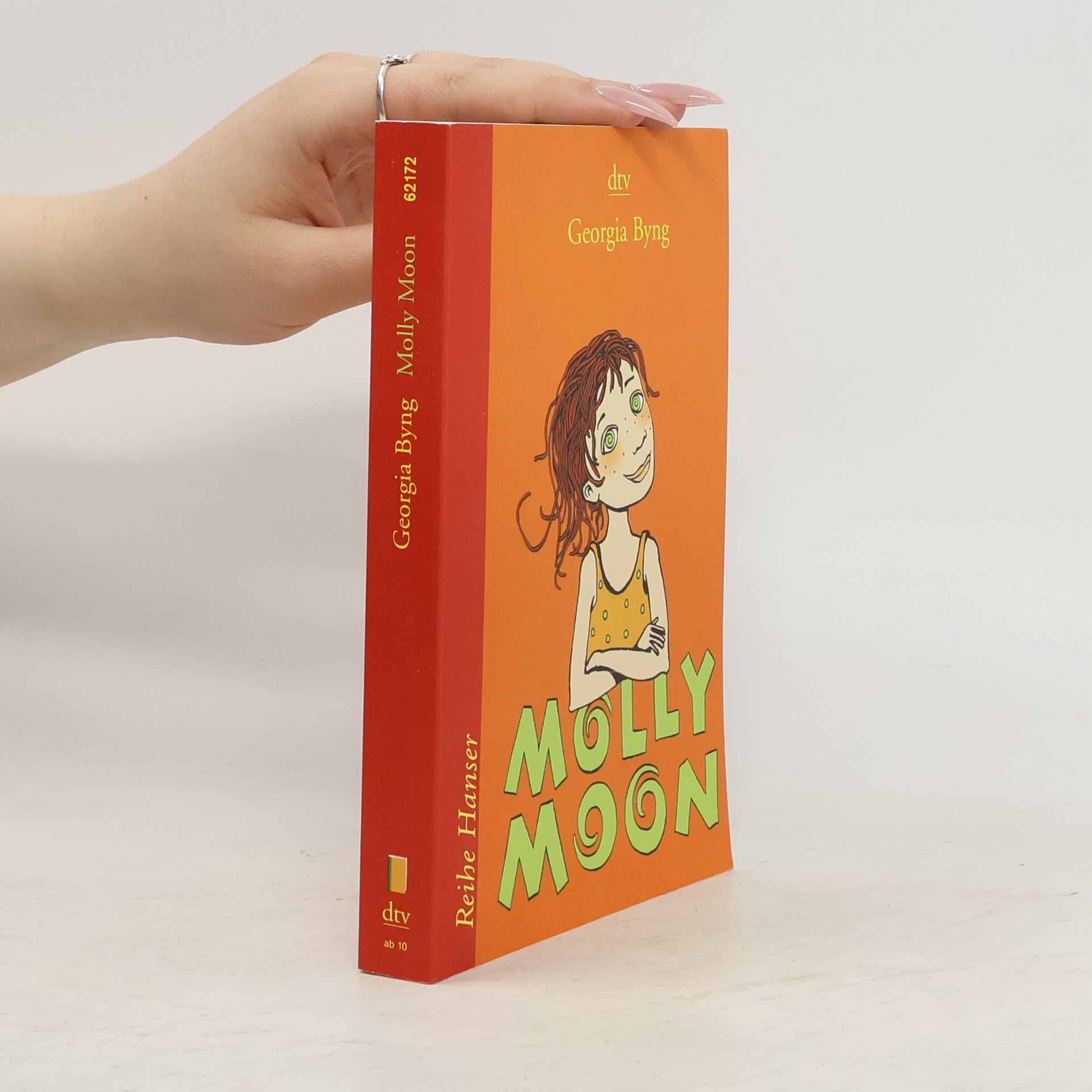 Georgia Byng Molly Moon
