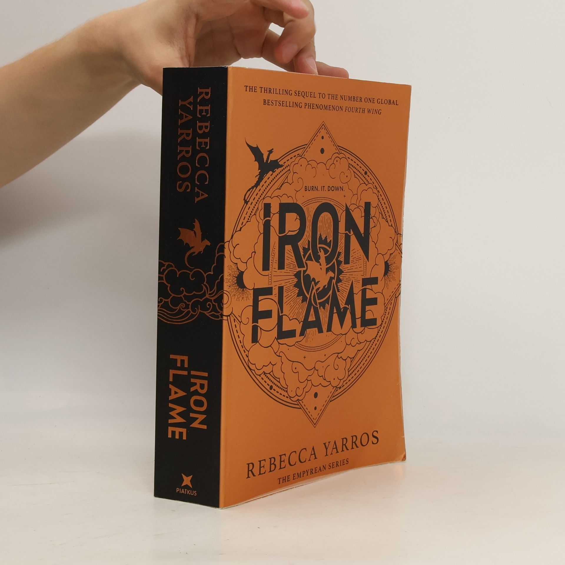 Rebecca Yarros Iron Flame