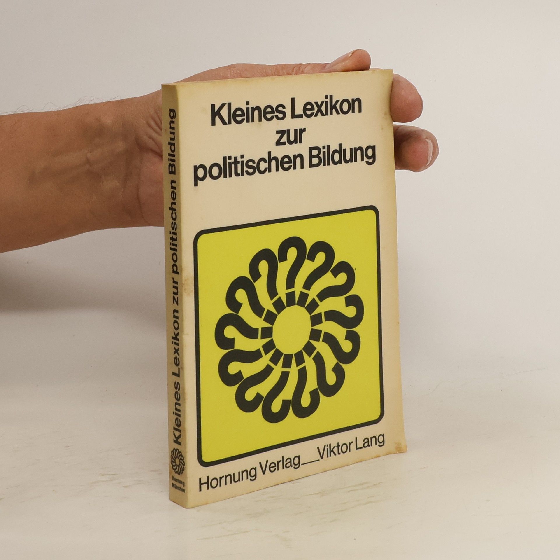 Wilhelm Hautmann Kleines Lexikon zur politischen Bildung