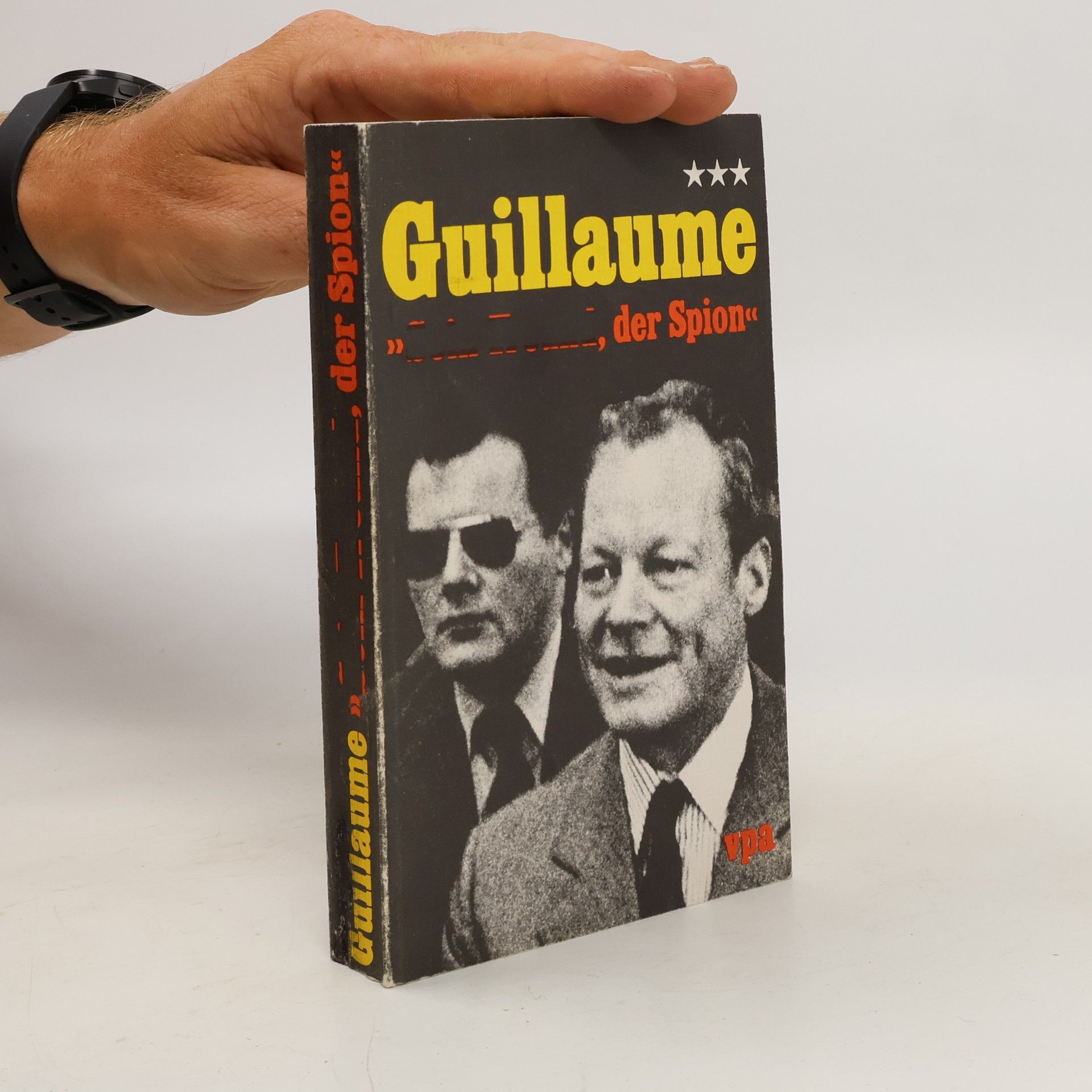 kolektiv Guillaume, der Spion