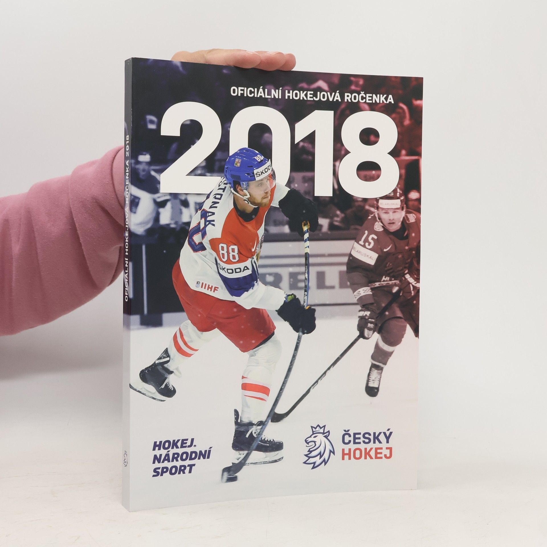 kolektiv Oficiální hokejová ročenka 2018