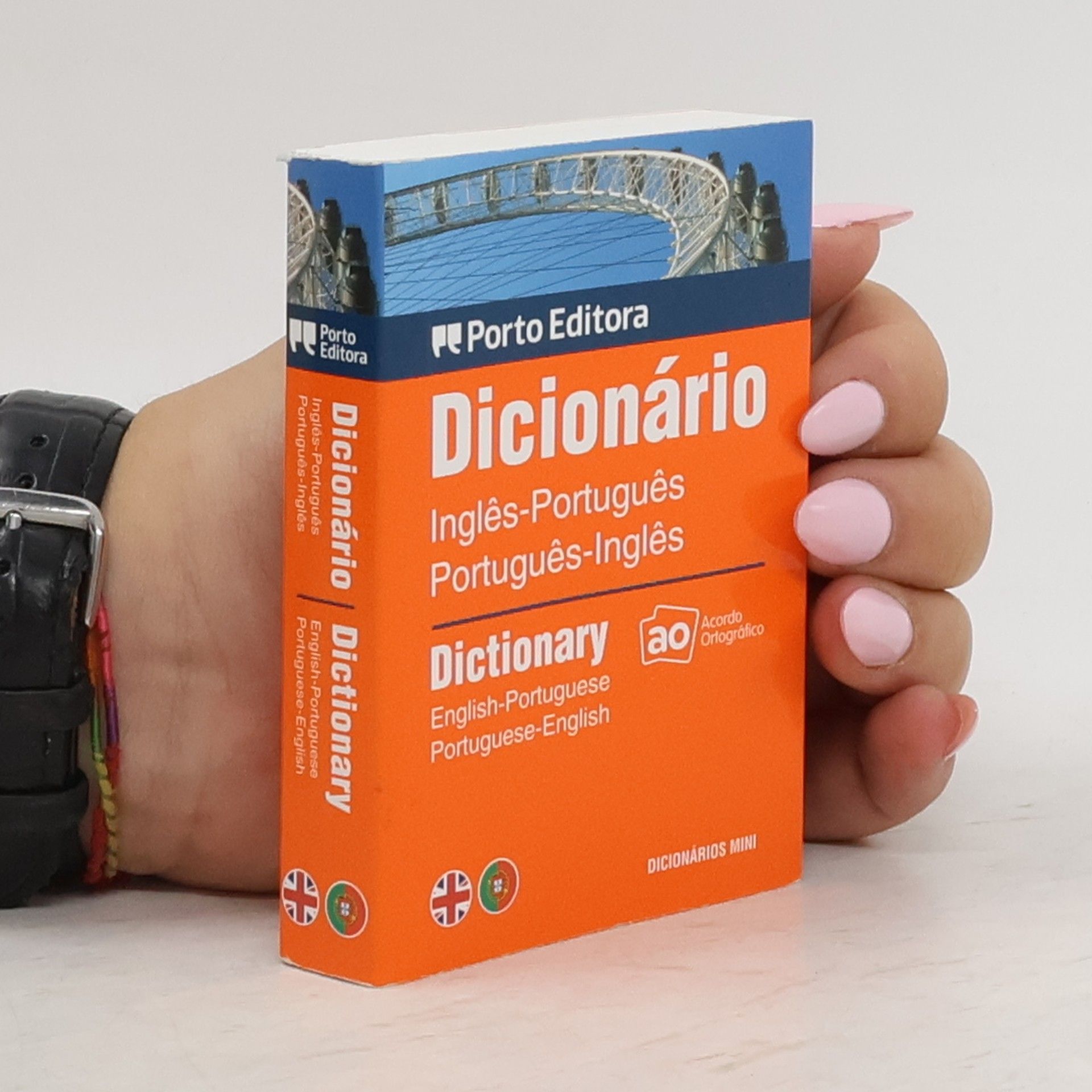 Autorenkollektiv Dicionário mini