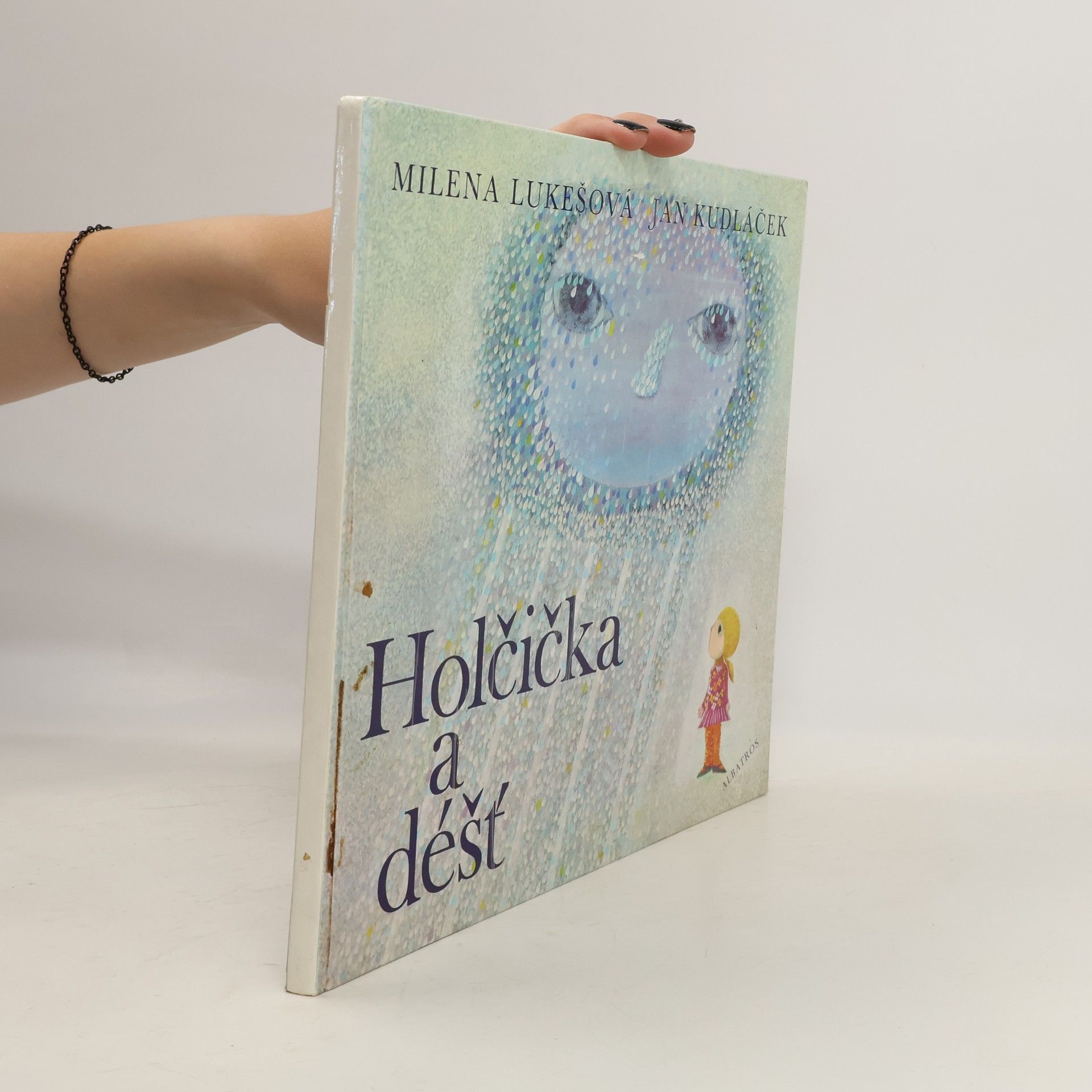 Milena Lukešová Holčička a déšť