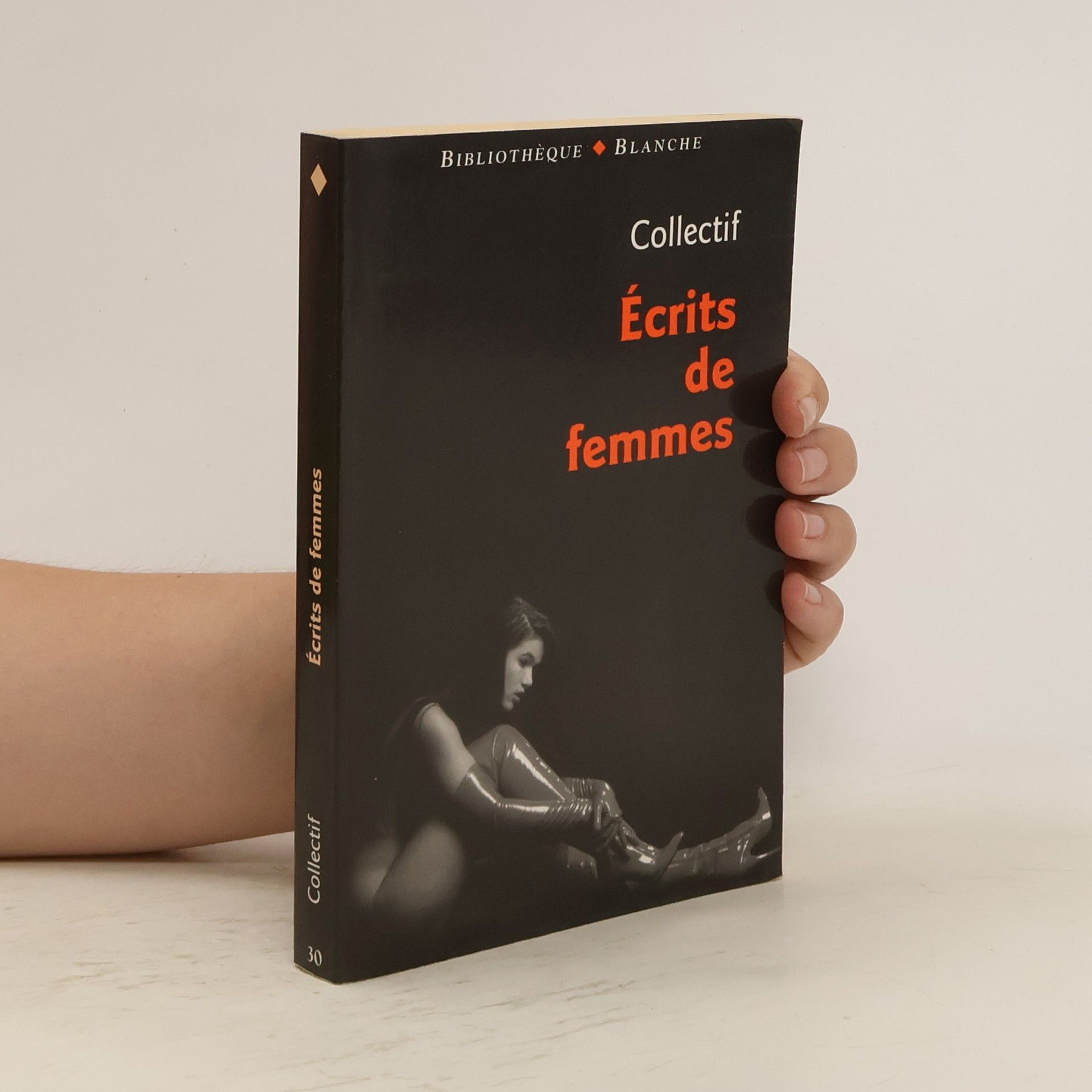 Collectif d'auteurs Écrits de femmes
