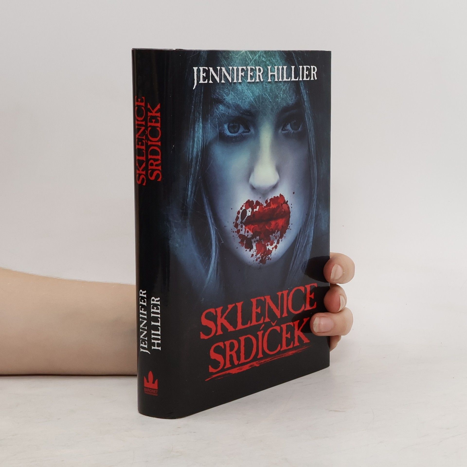 Jennifer Hillier Sklenice srdíček