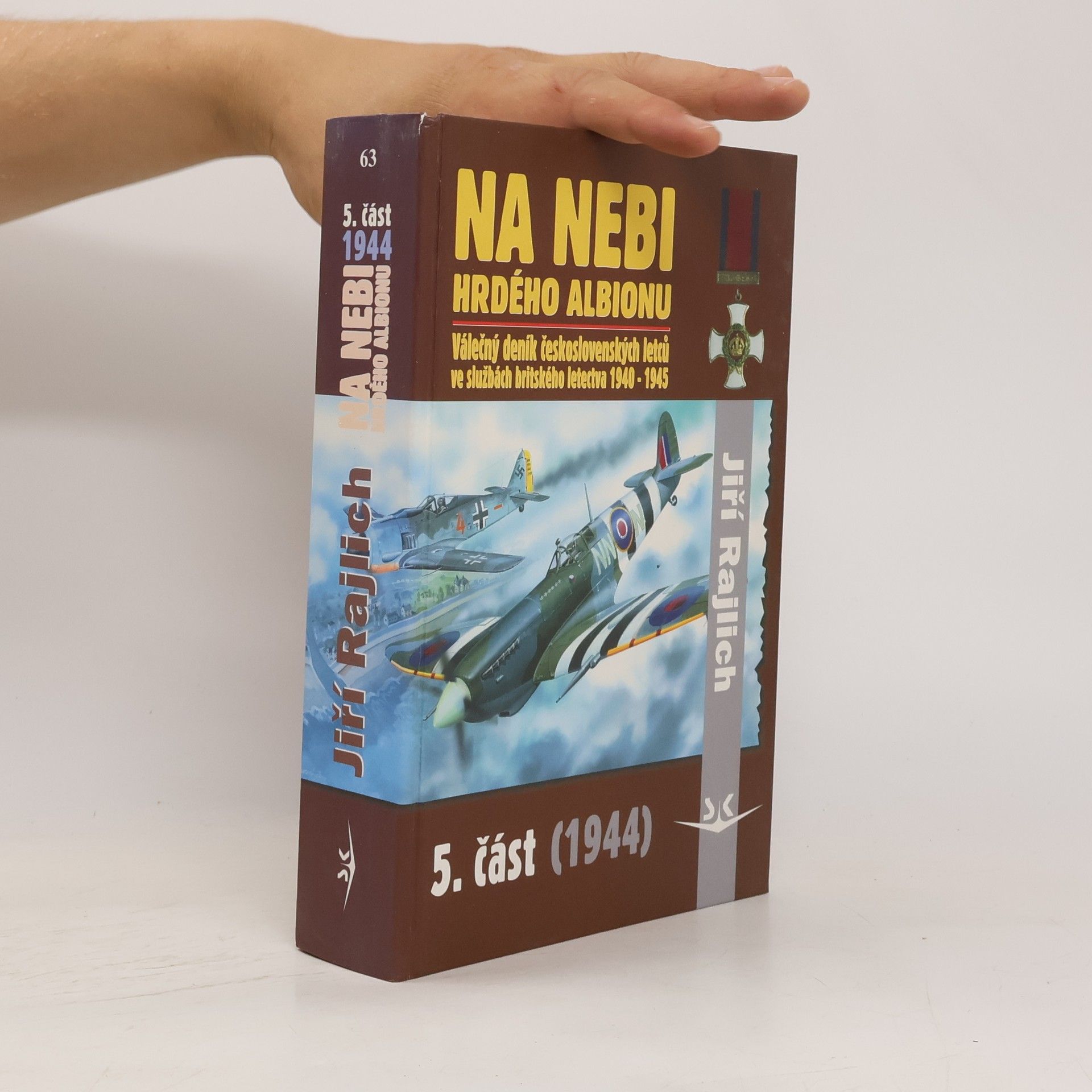 Jiří Rajlich Na nebi hrdého Albionu 5. 1944