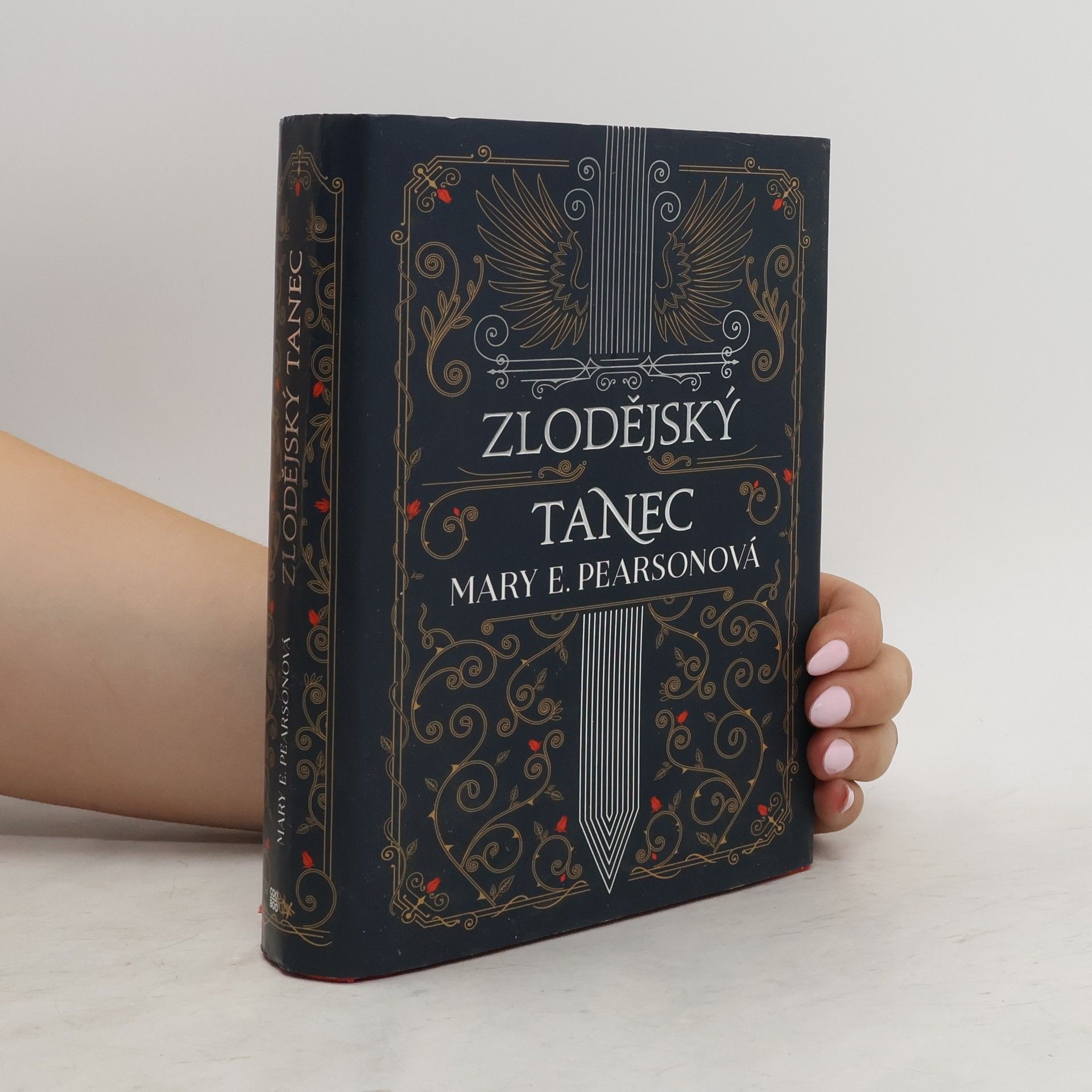 Mary E. Pearson Zlodějský tanec