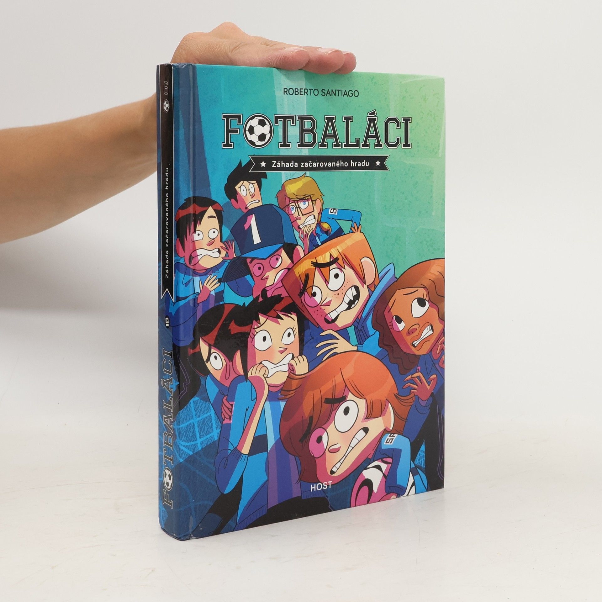 Roberto Santiago Fotbaláci. Záhada začarovaného hradu