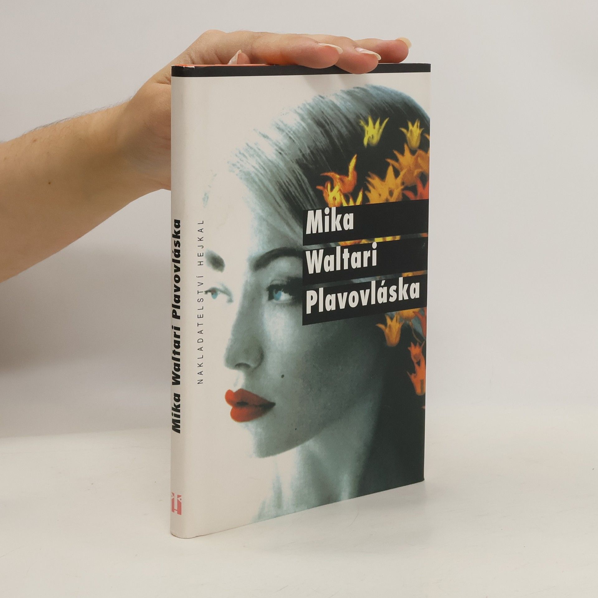Mika Waltari Plavovláska