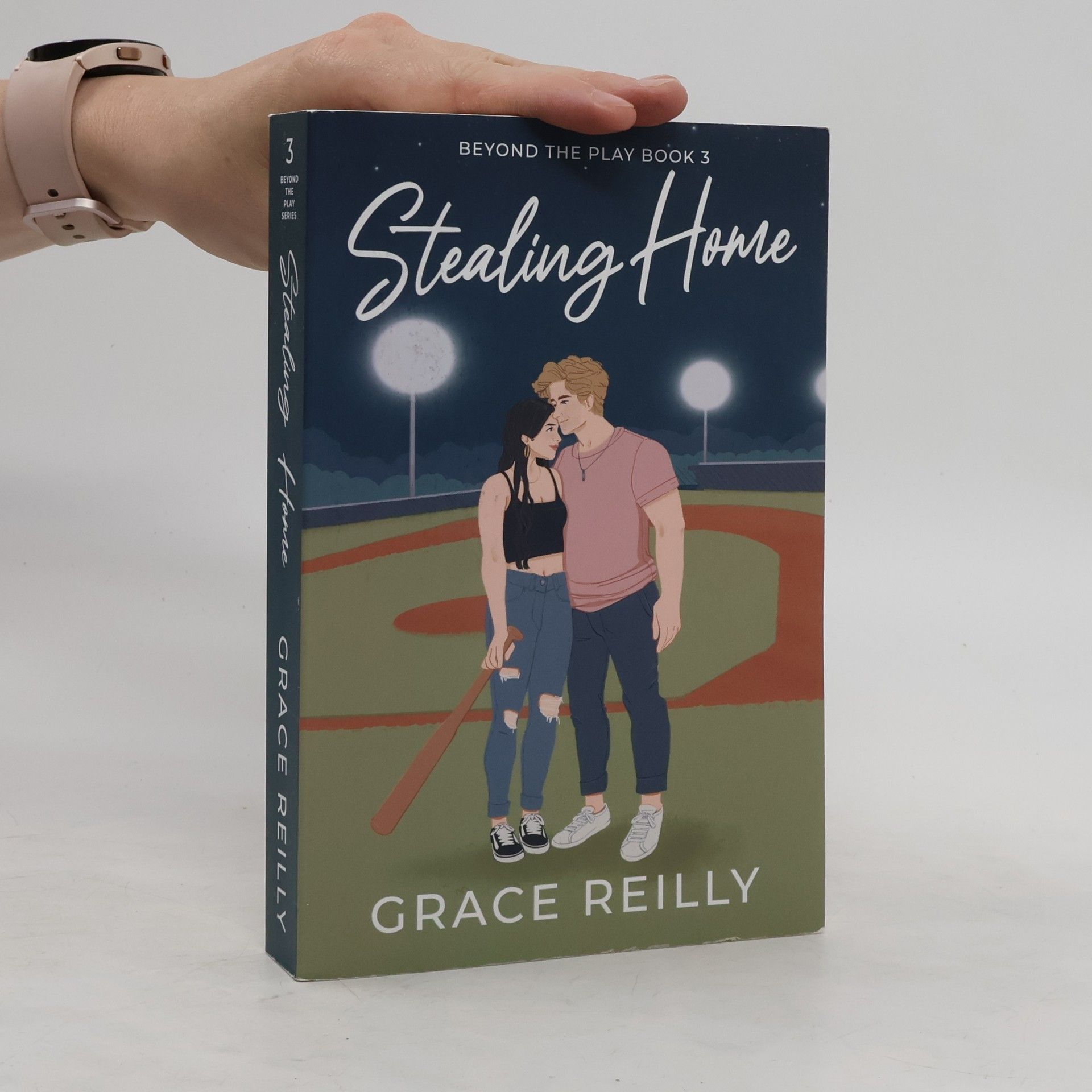 Grace Reilly Stealing Home: The MUST-READ, grumpy sunshine sports romance and TikTok sensation!