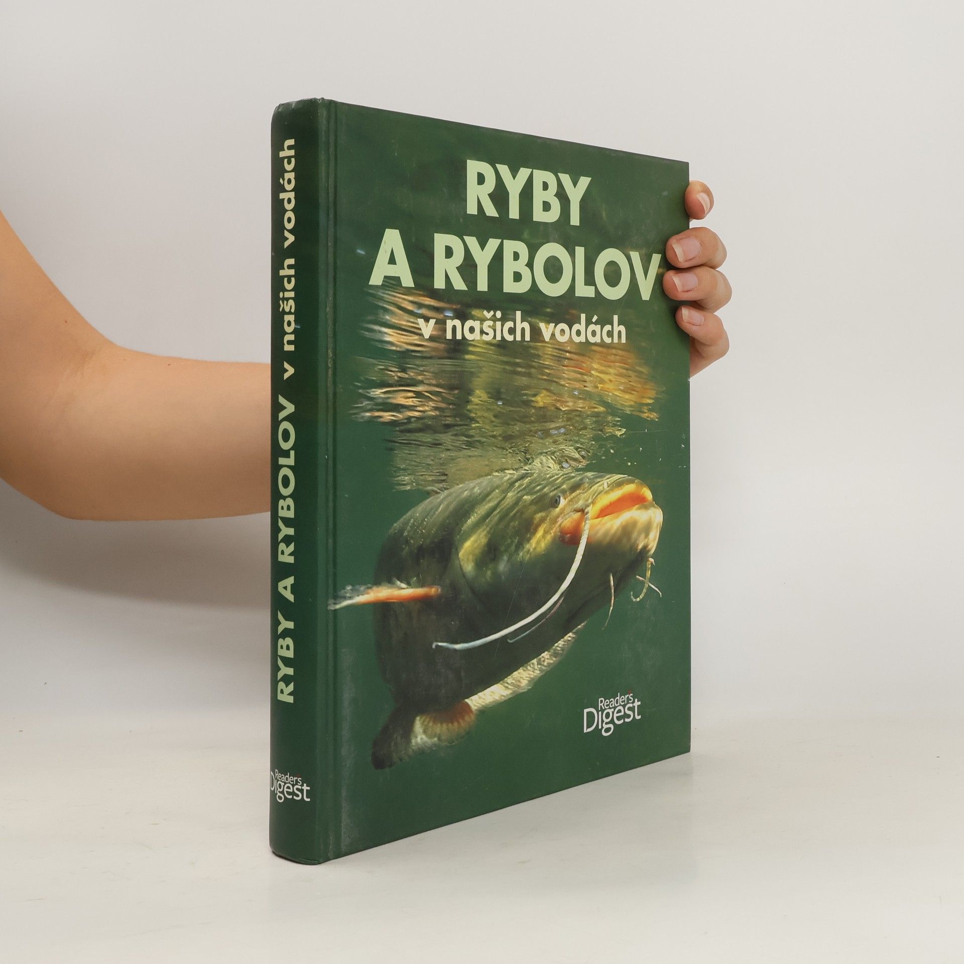 Collective Ryby a rybolov v našich vodách