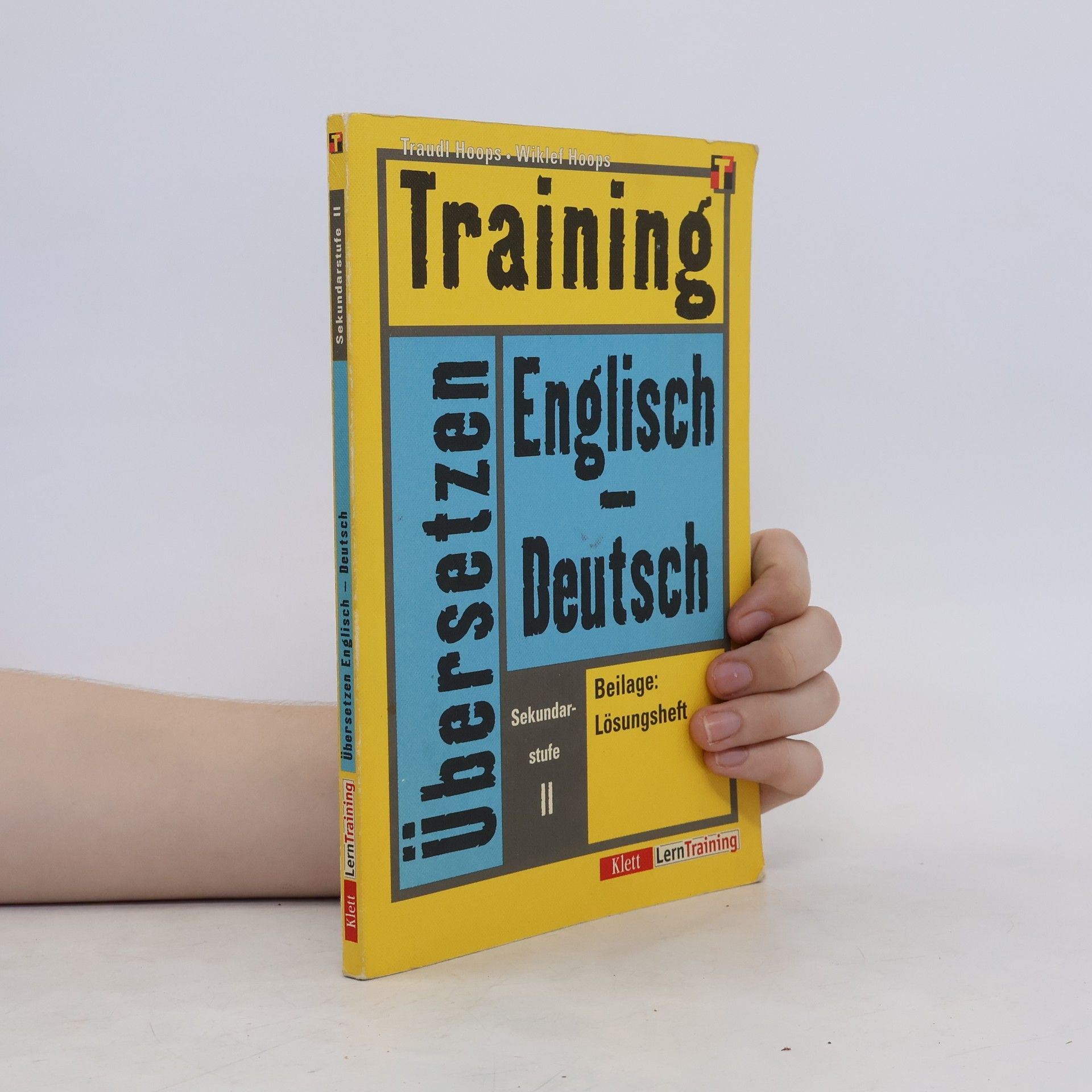 Traudl Hoops Training Übersetzen Englisch-Deutsch