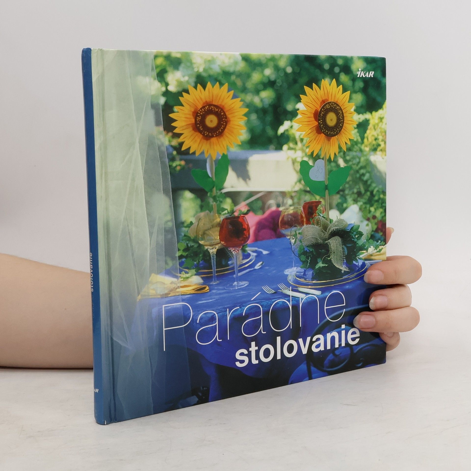 Collective Parádne stolovanie