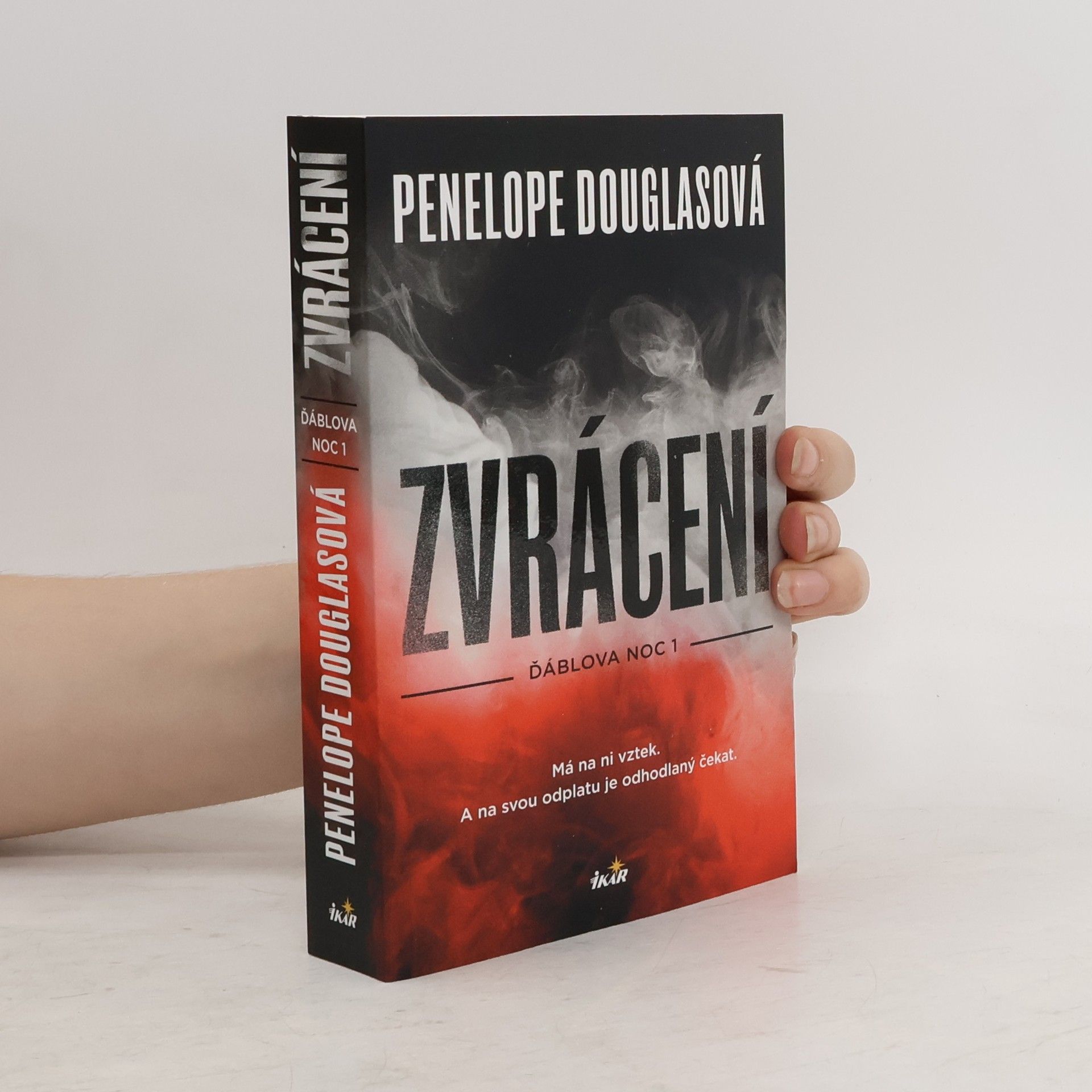 Penelope Douglas Zvrácení