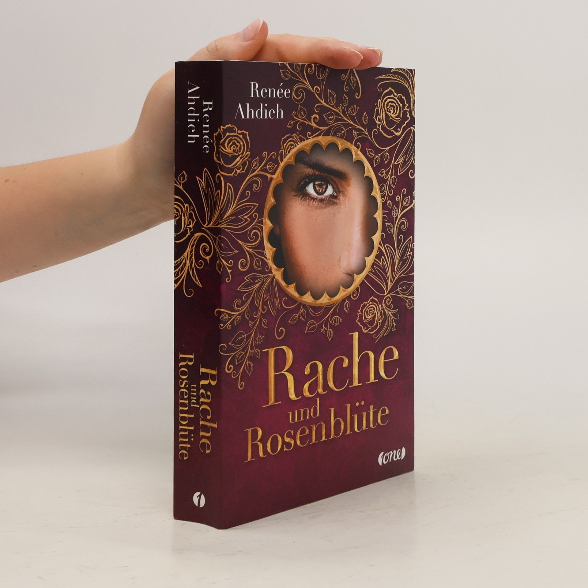 Renée Ahdieh Rache und Rosenblüte
