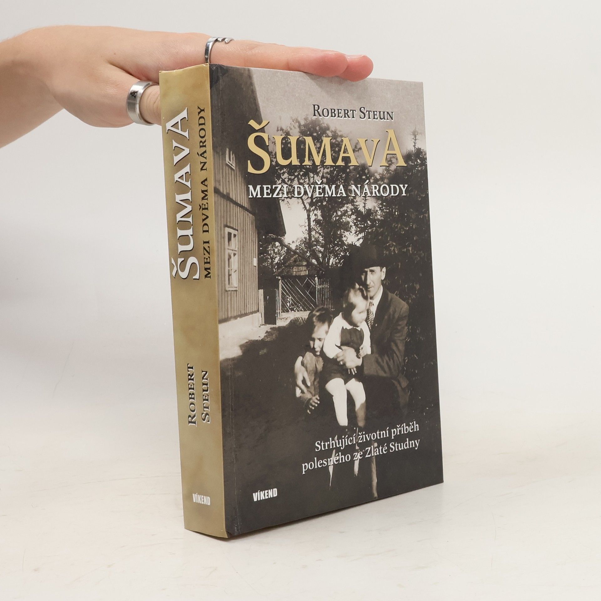 Robert Steun Šumava mezi dvěma národy