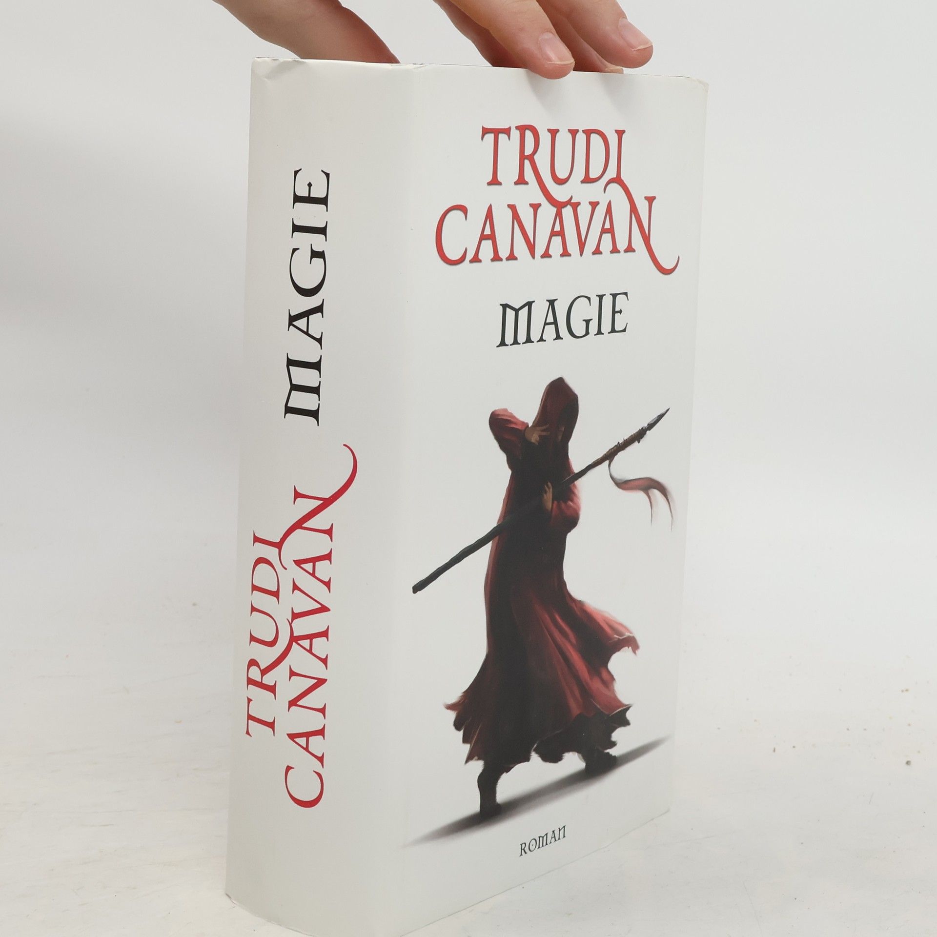 Trudi Canavan Magie