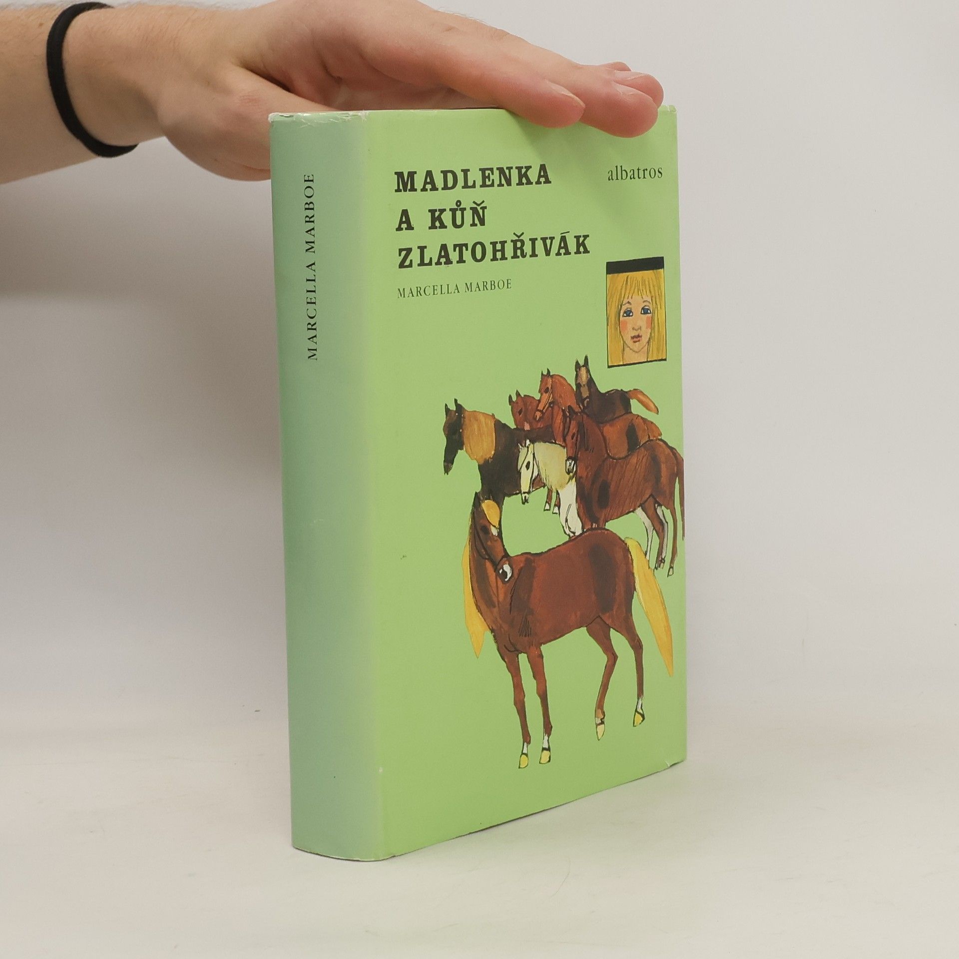 Marcella Marboe Madlenka a kůň Zlatohřivák