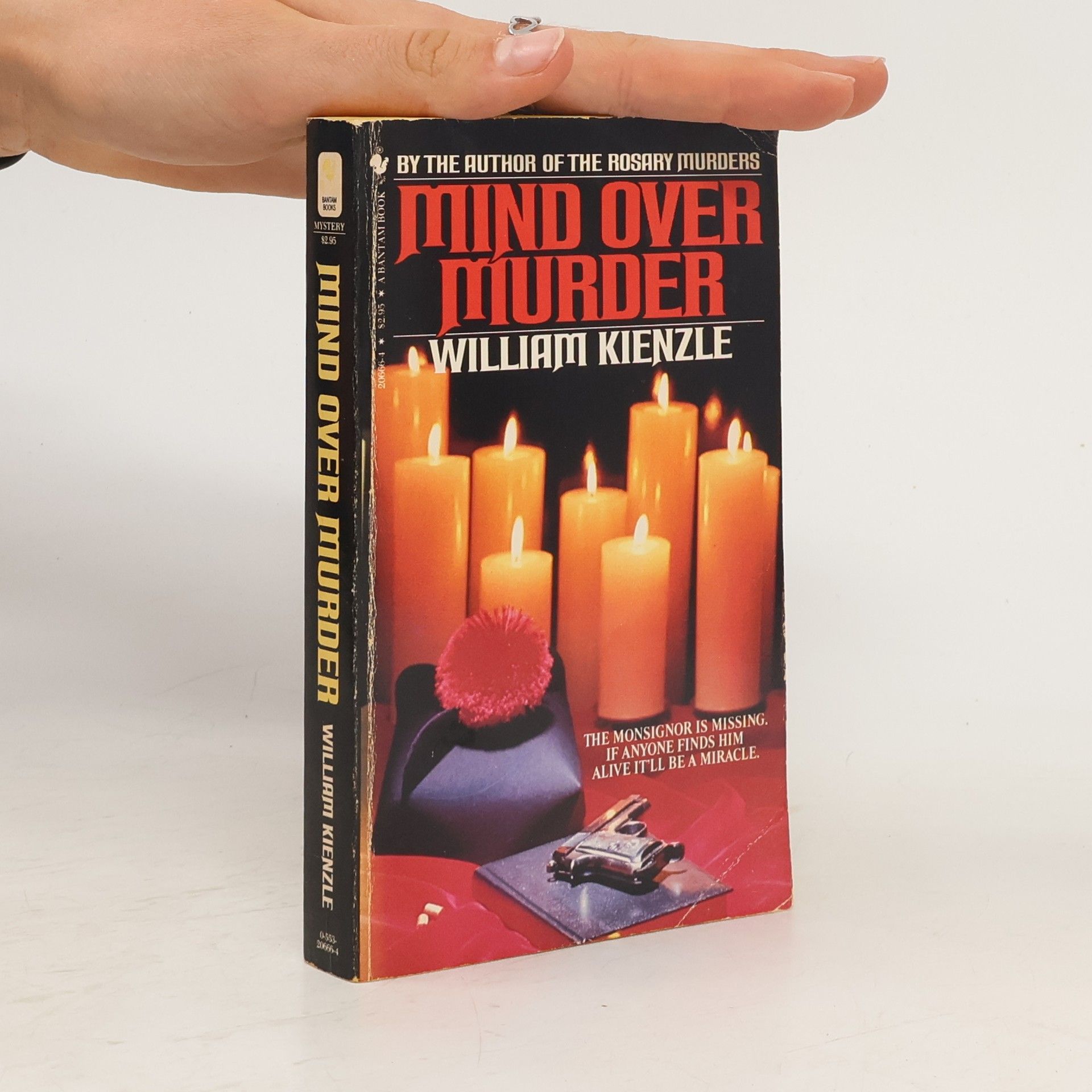 William Kienzle Mind Over Murder