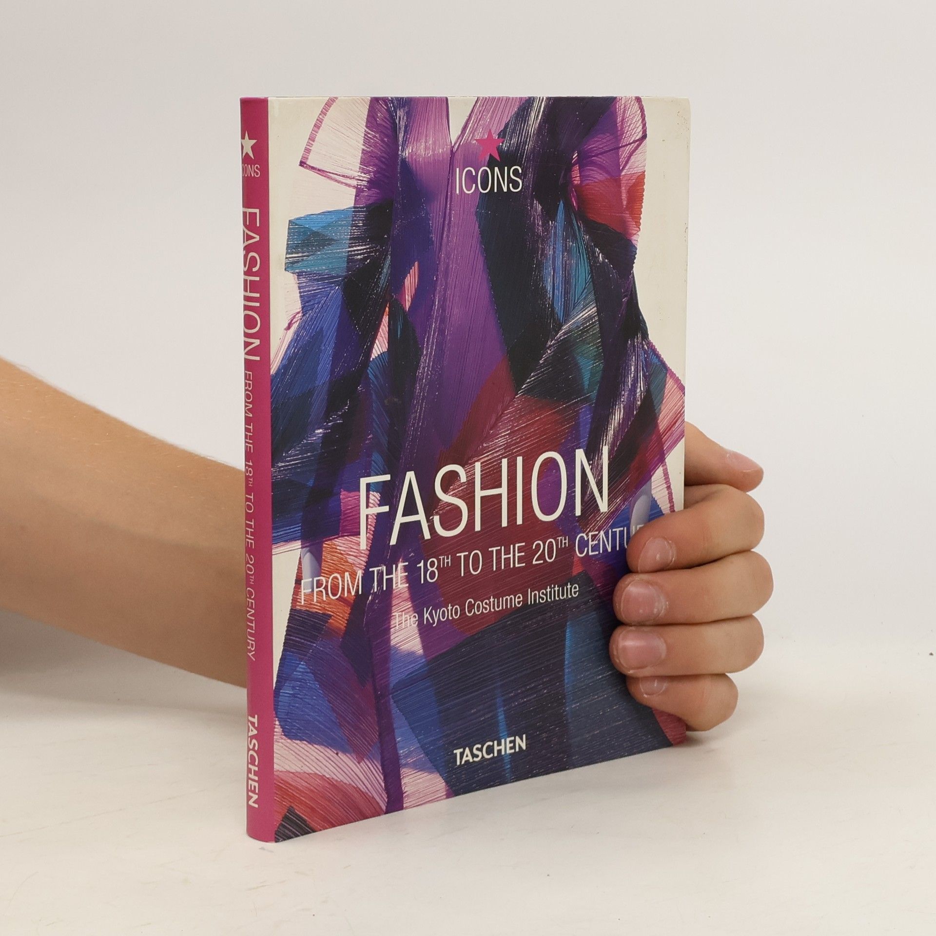 Akiko Fukai Fashion: From the 18th to the 20th Century