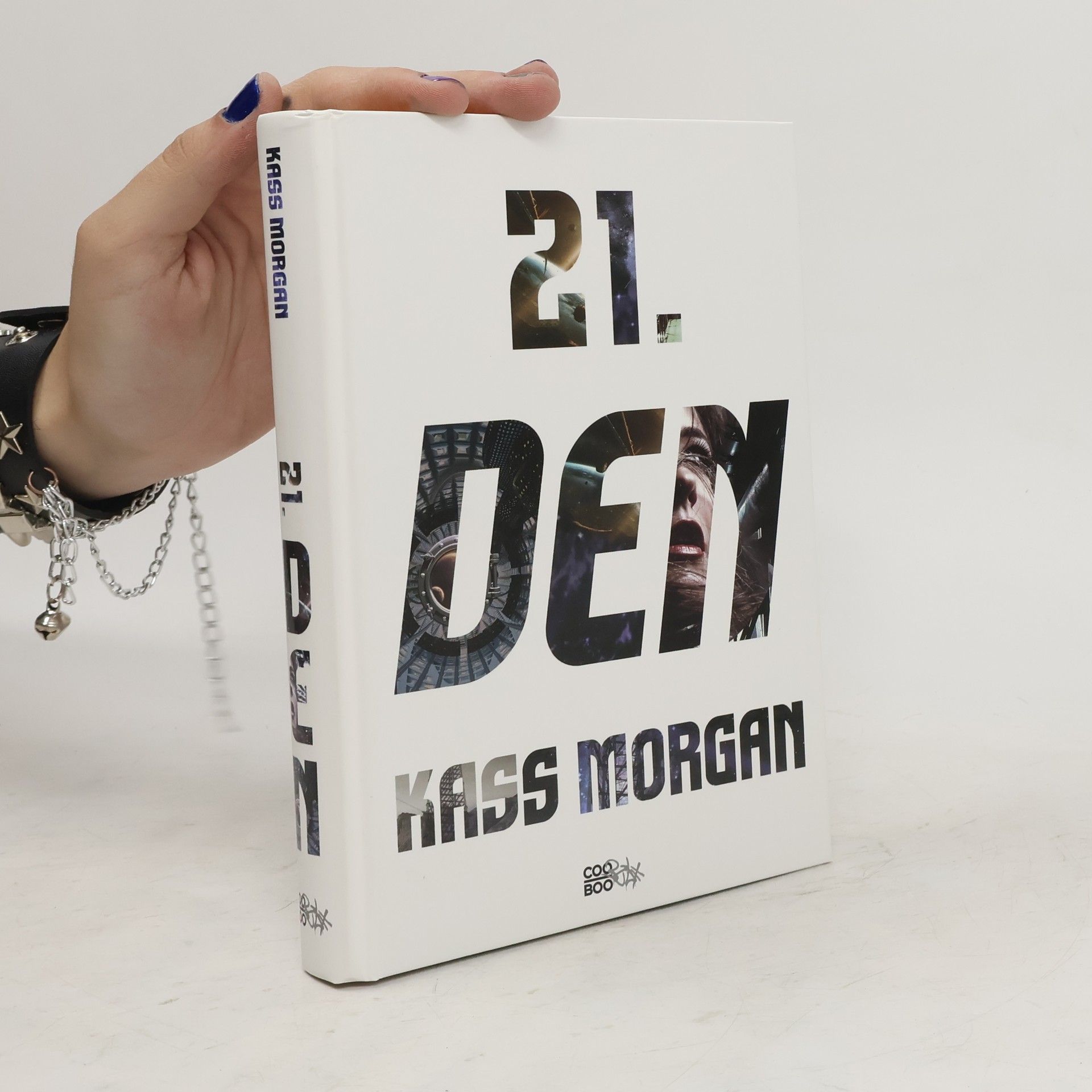 Kass Morgan 21. den. Druhý díl