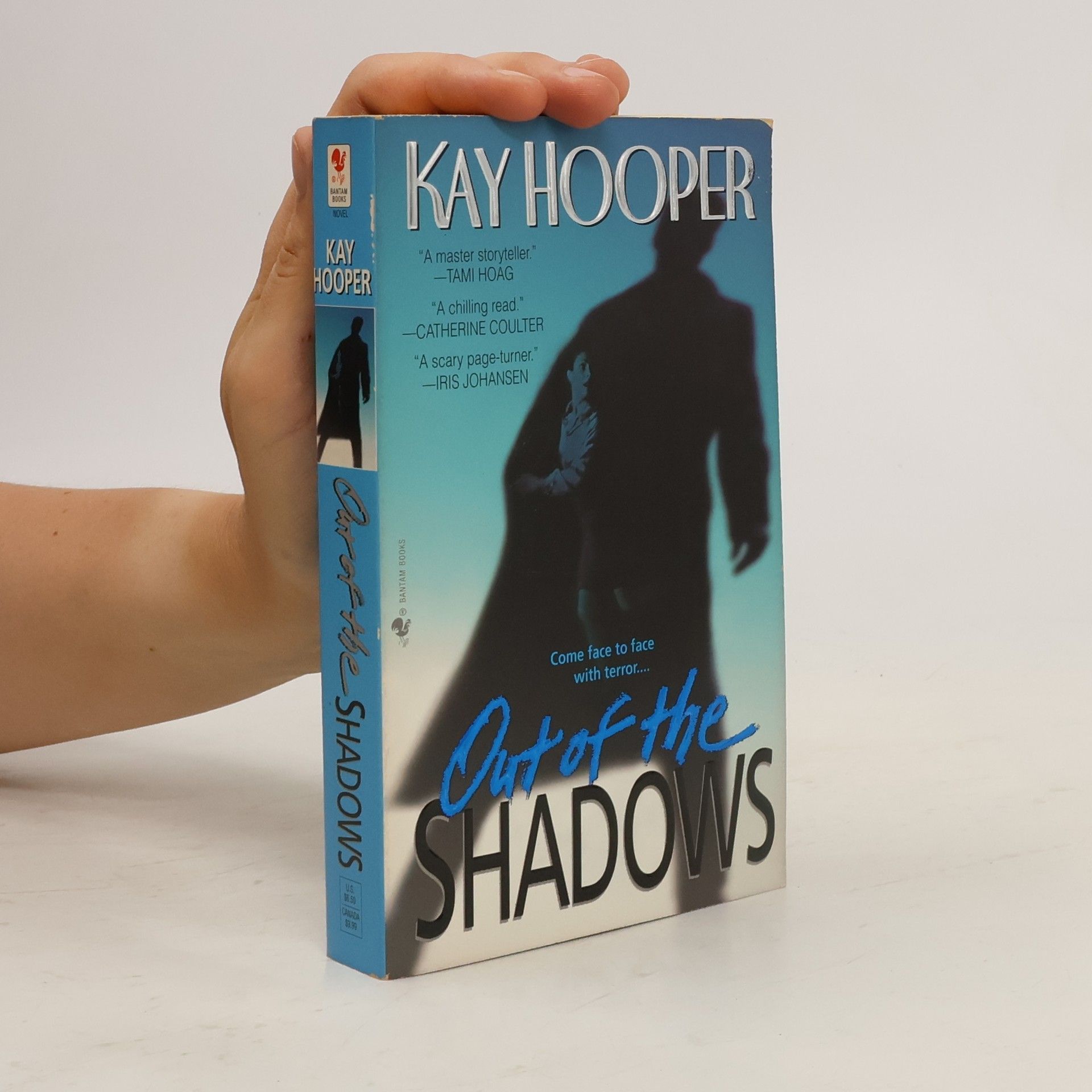 Kay Hooper Out of the Shadows