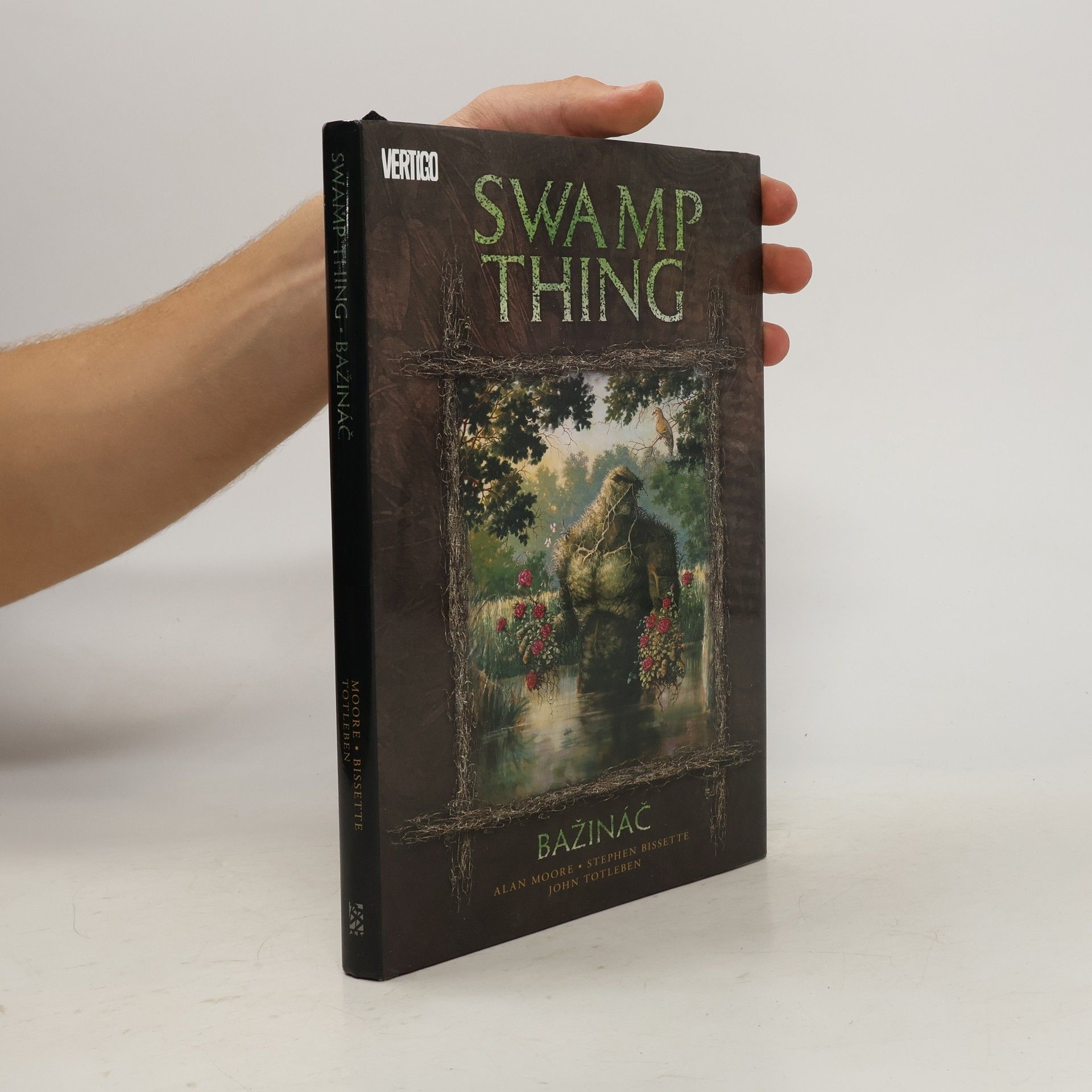 Alan Moore Bažináč = Swamp Thing : kniha první