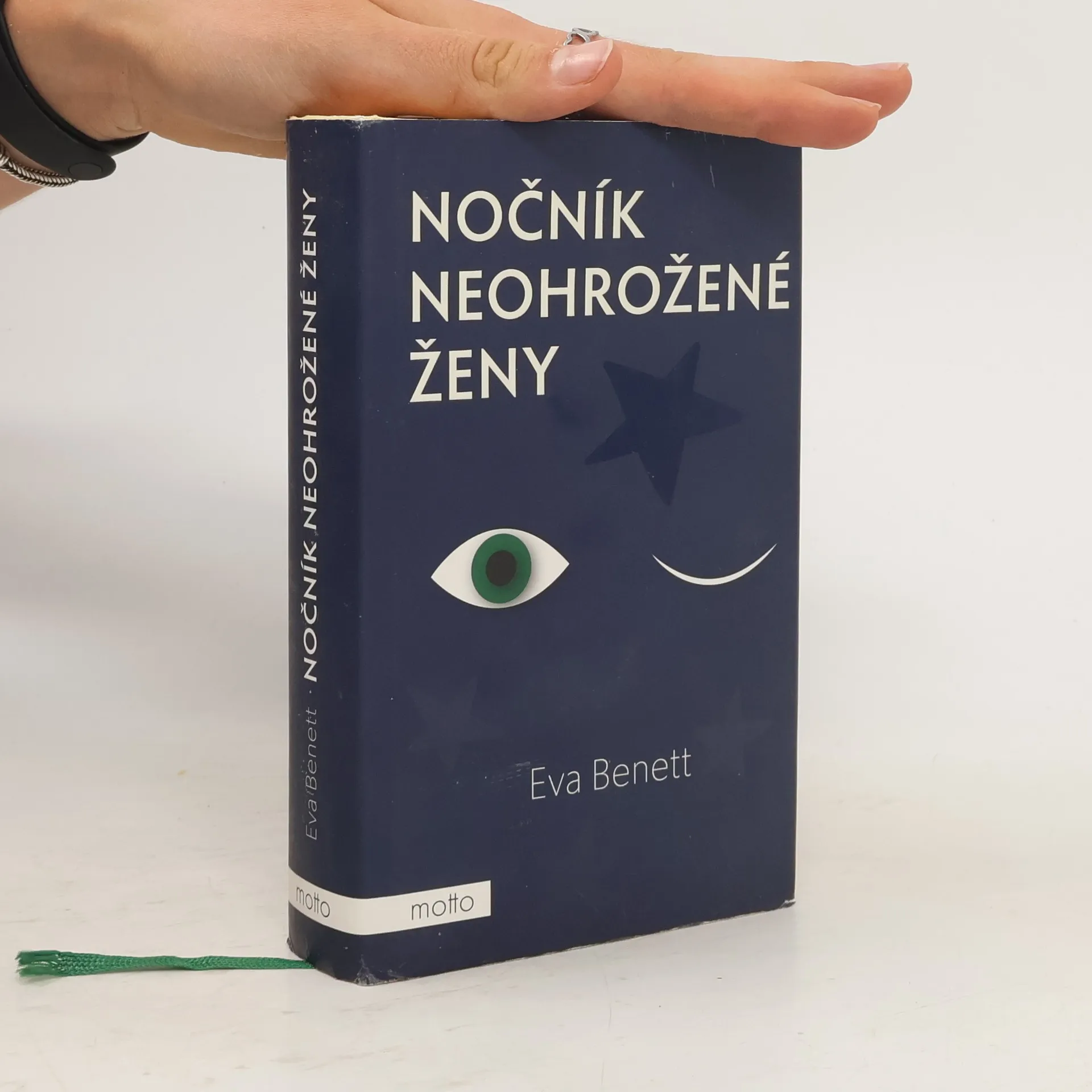 Nočník neohrožené ženy | Kniha | pevná | Eva Benett | CS