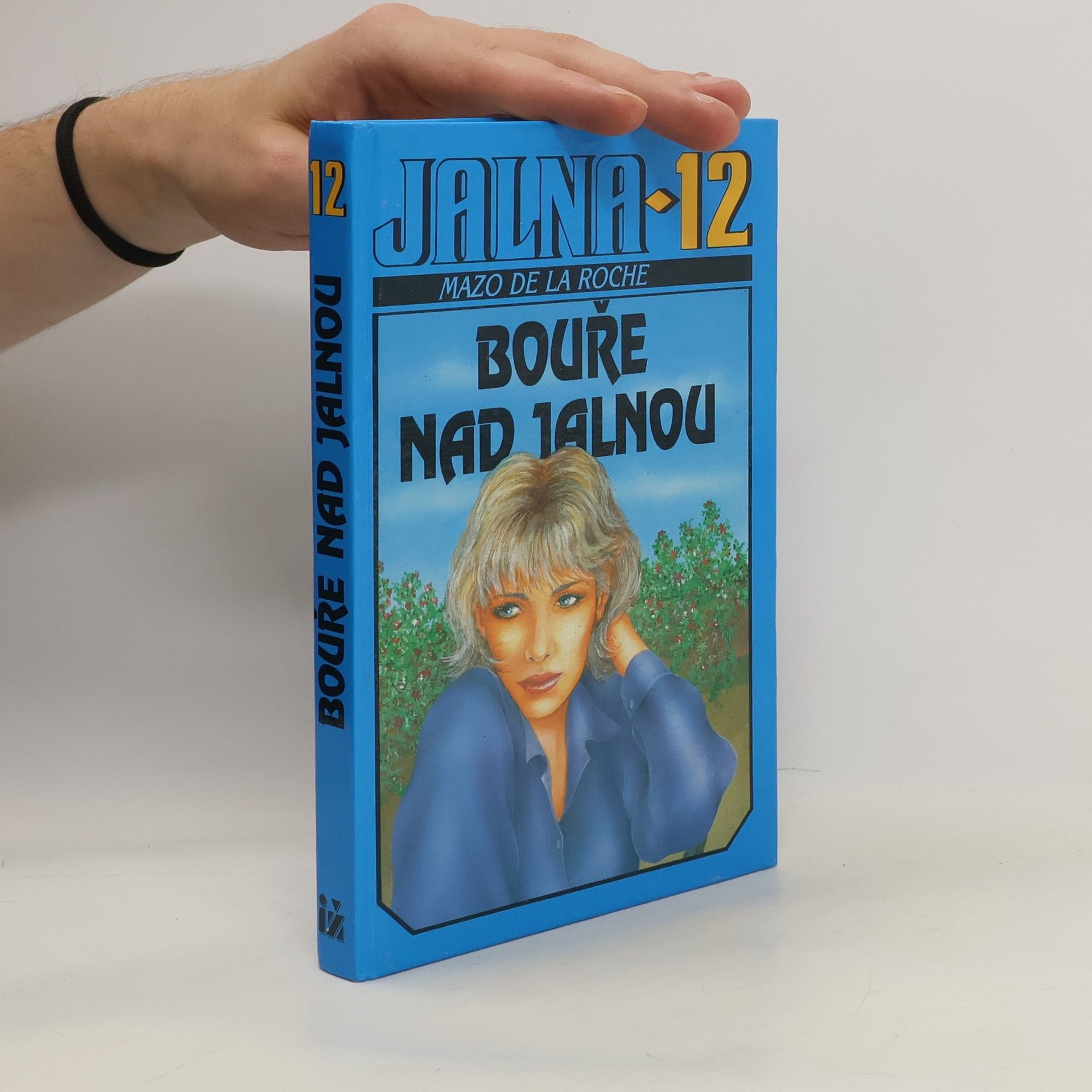 Mazo de la Roche Jalna. 12, Bouře nad Jalnou