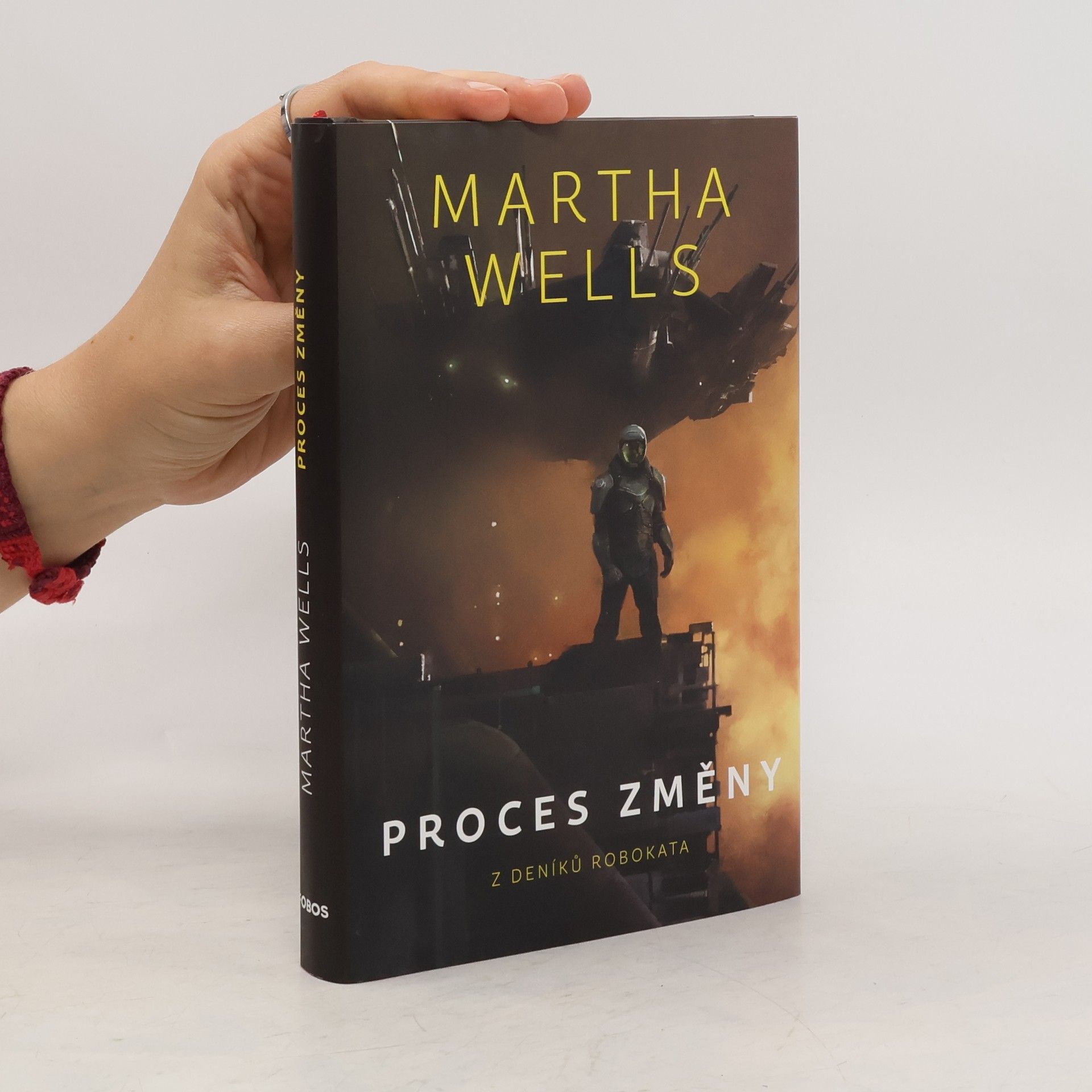 Martha Wells Proces změny : z deníků Robokata