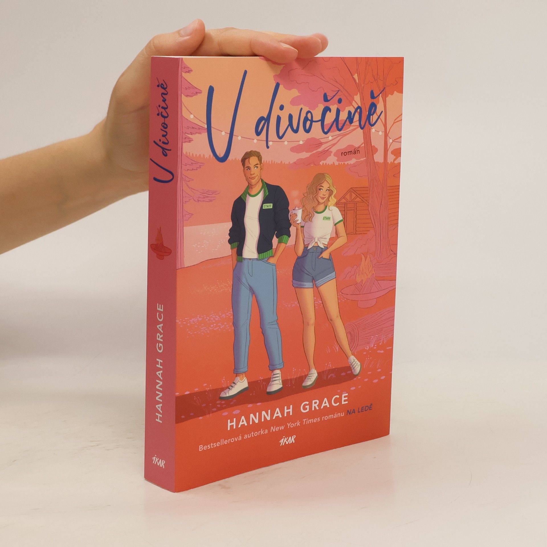 Hannah Grace V divočině