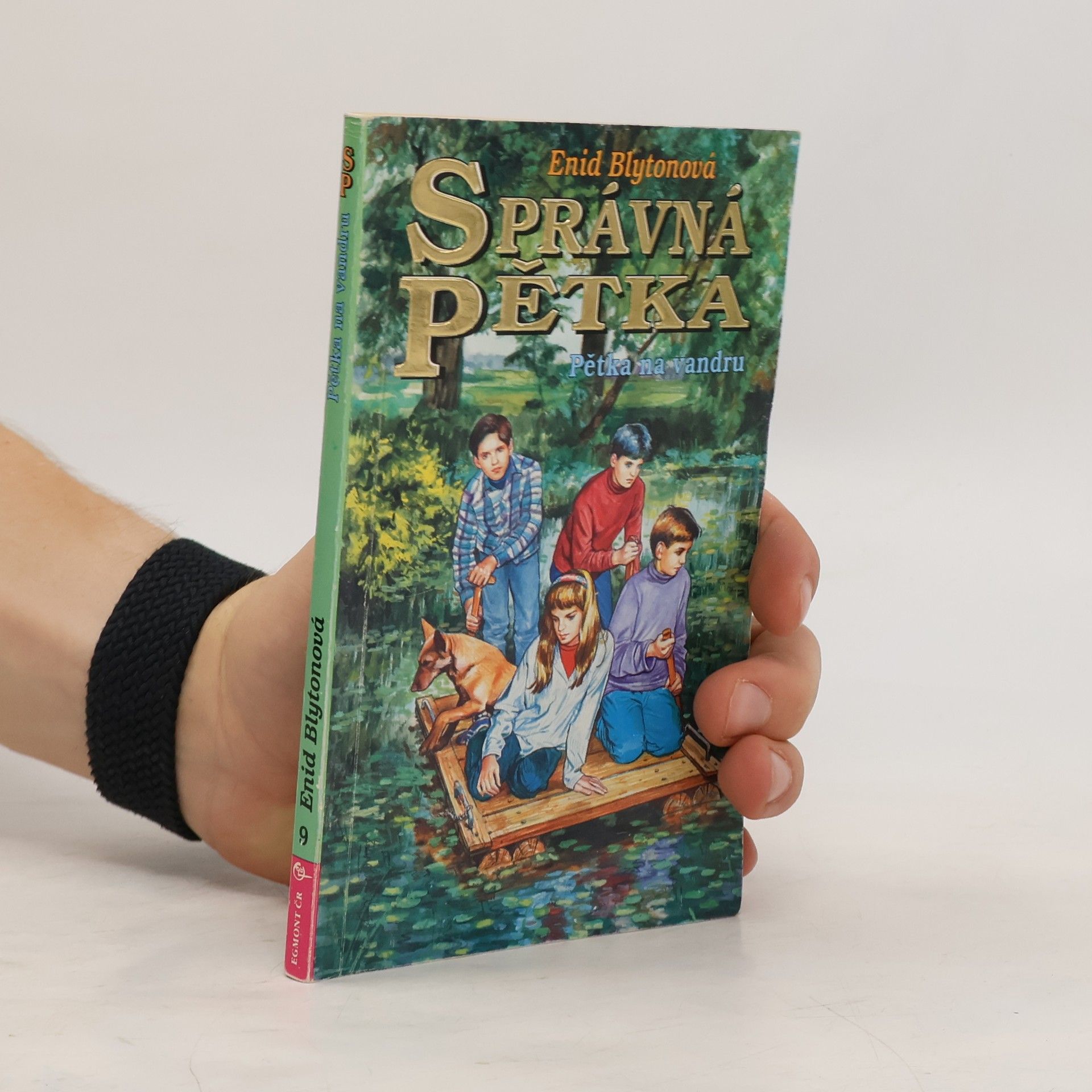 Enid Blyton Správná pětka. Pětka na vandru