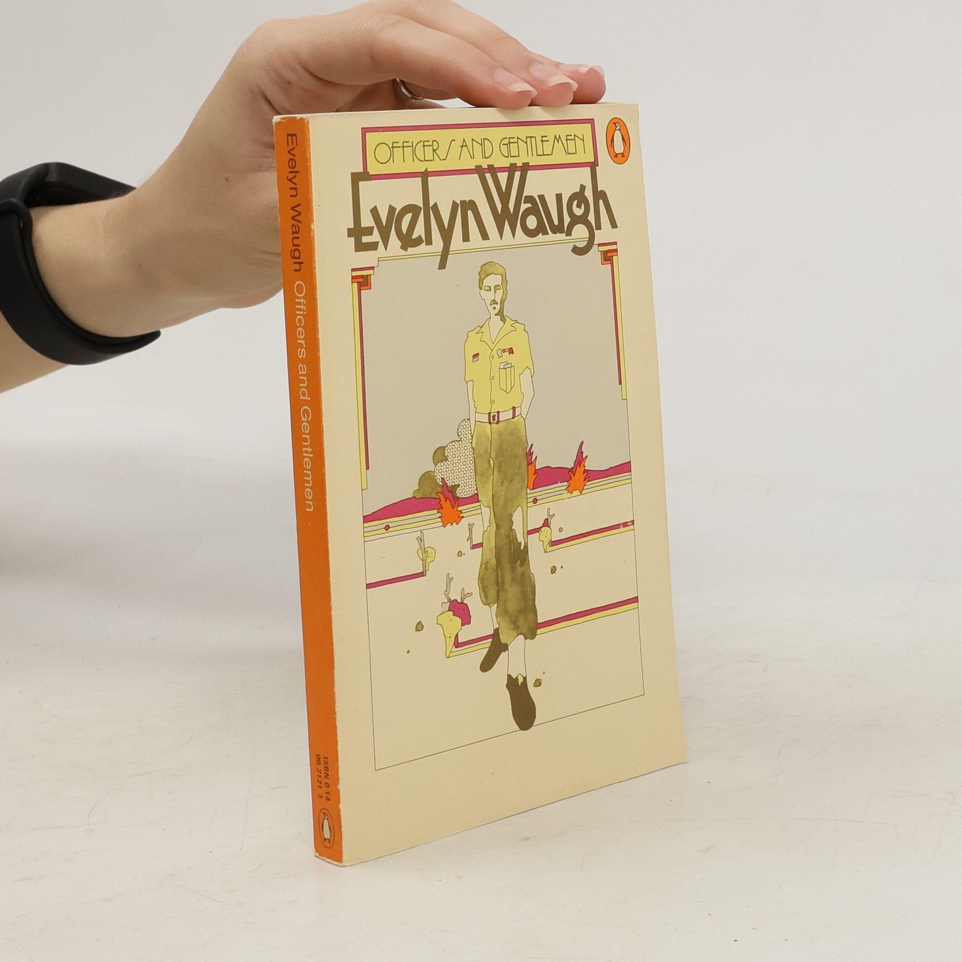Evelyn Waugh Officers and Gentlemen