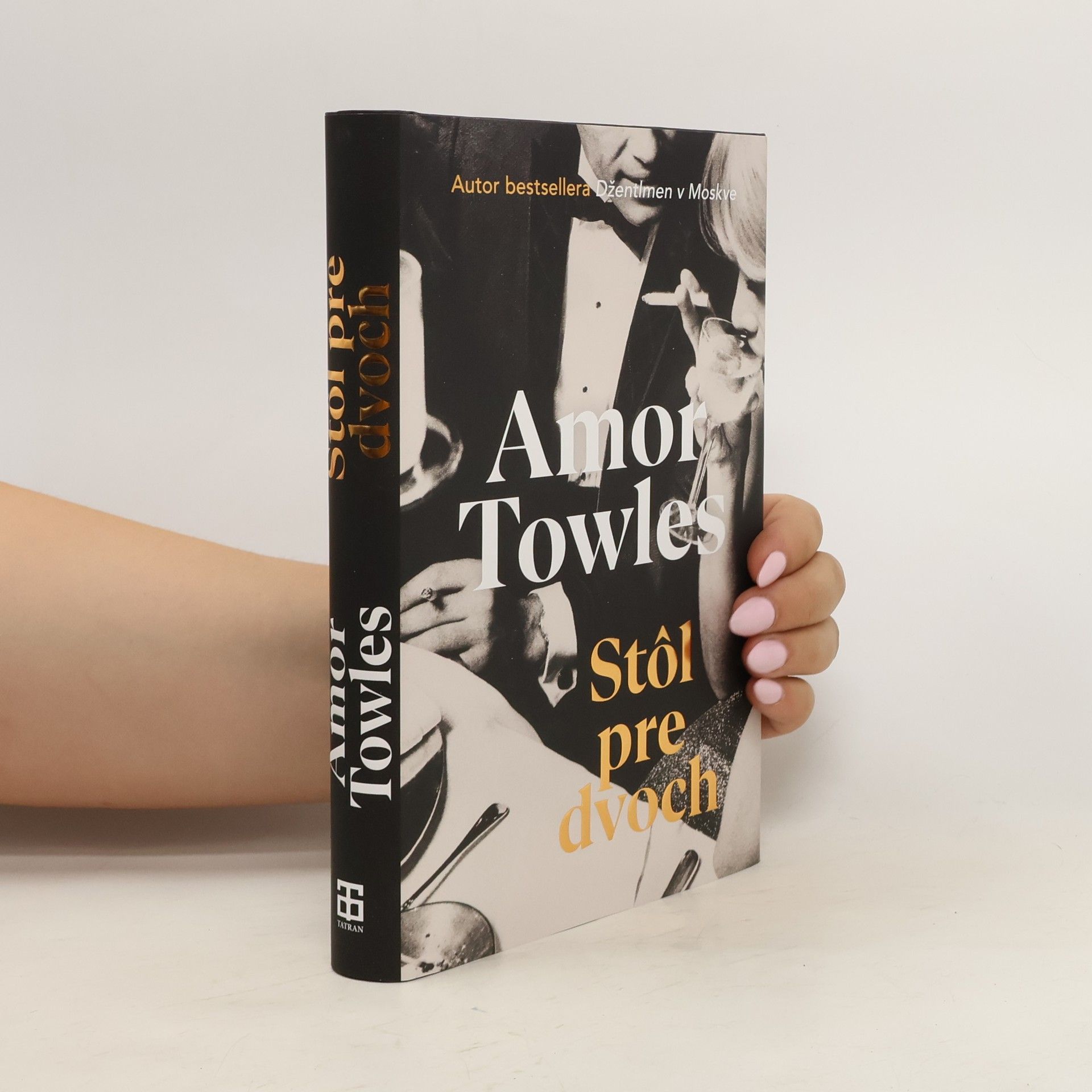 Amor Towles Stôl pre dvoch