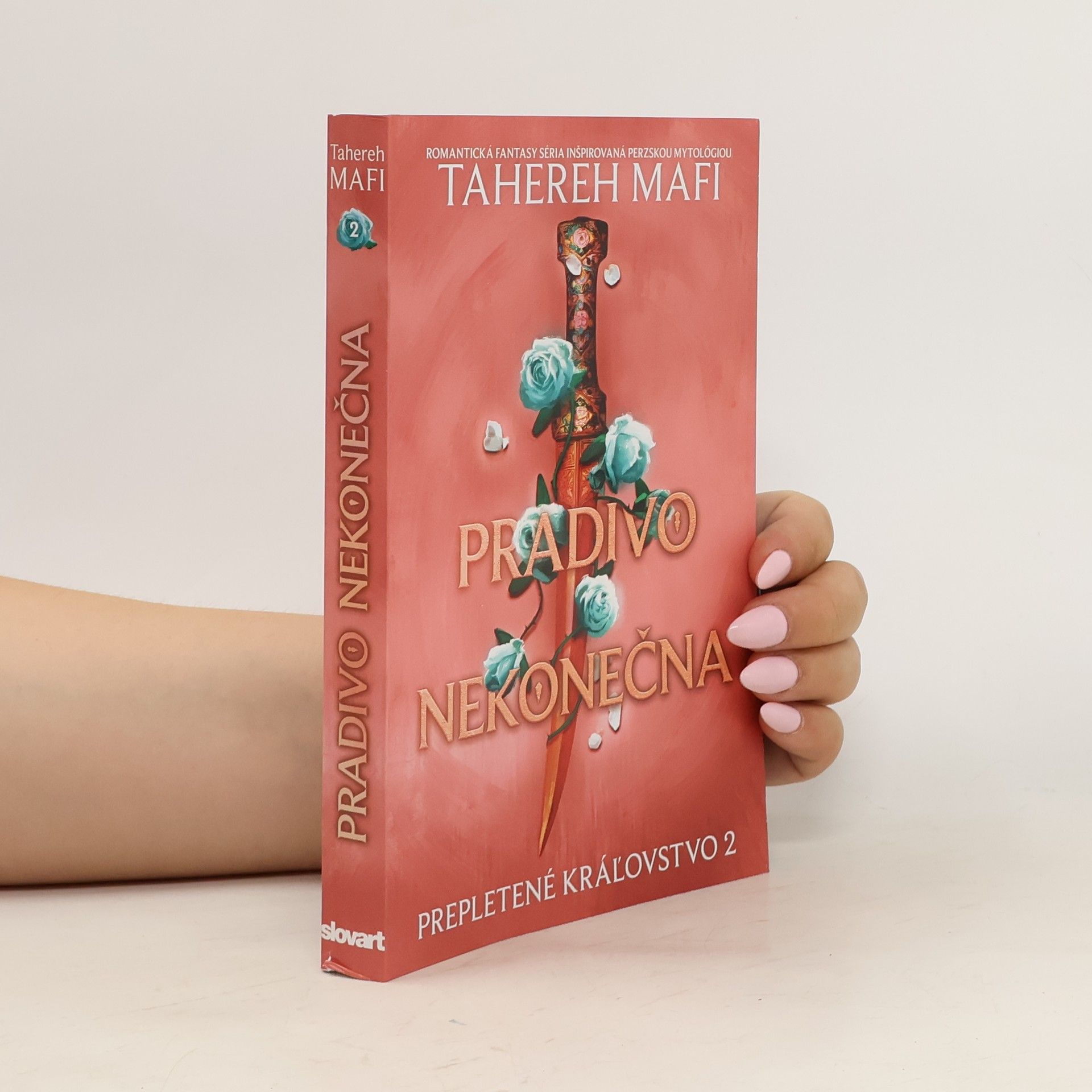 Tahereh Mafi Pradivo nekonečna