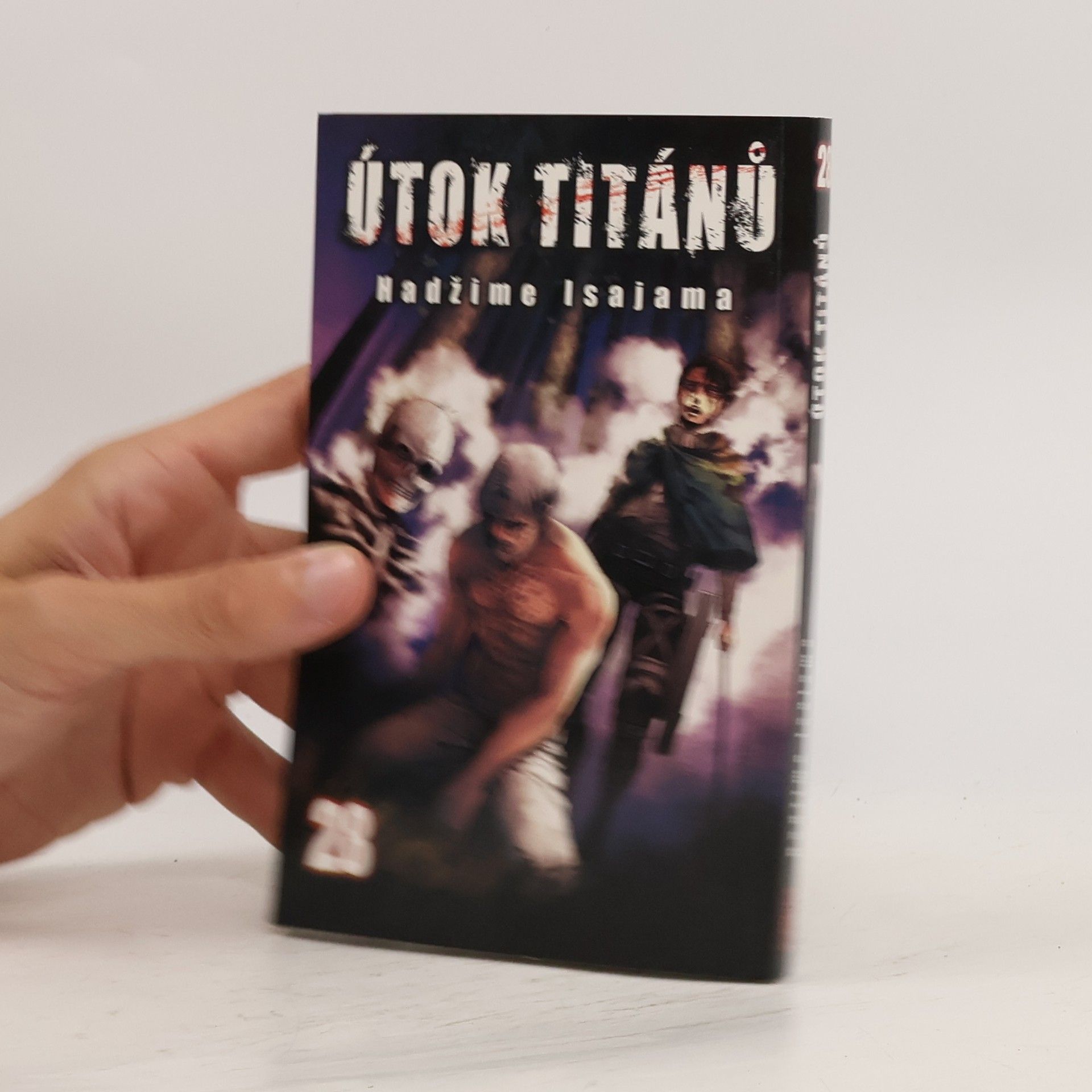 Hajime Isayama Útok titánů. 28