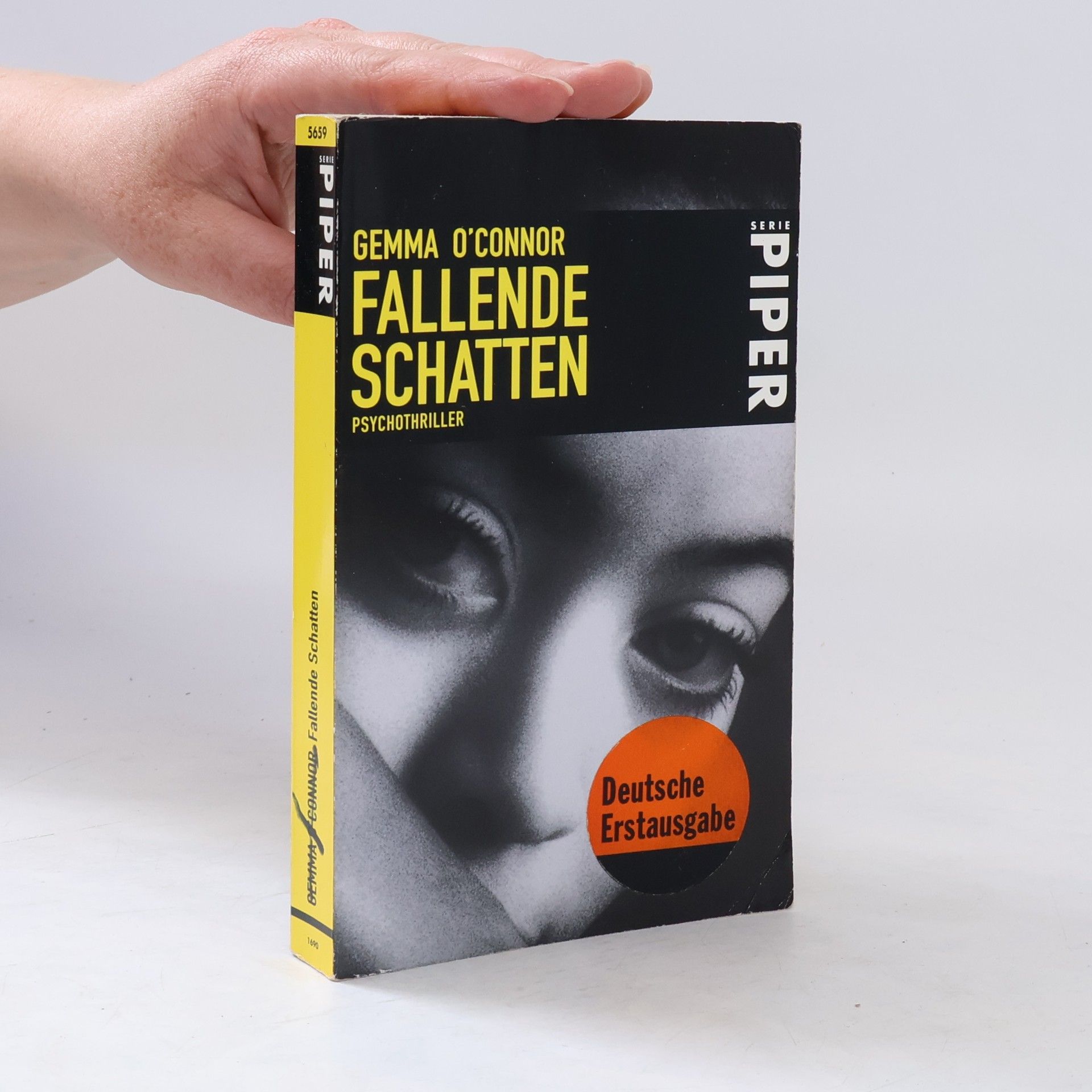 Gemma O. Connor Fallende Schatten