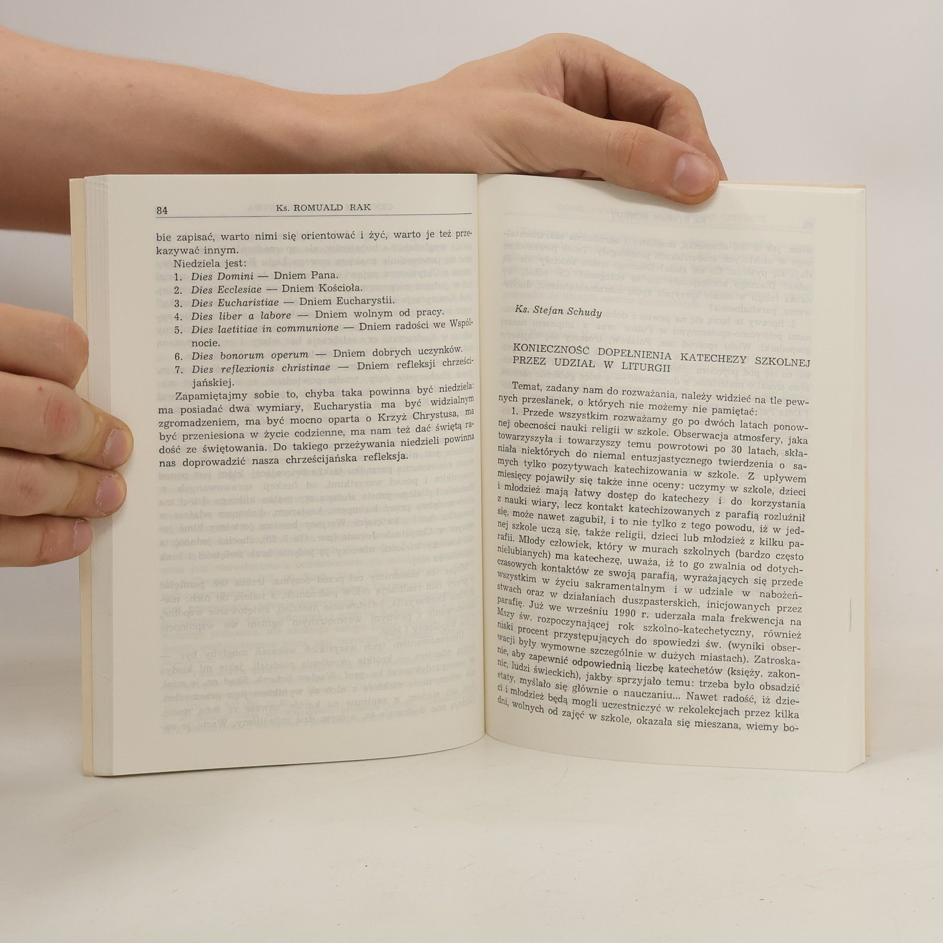 Autorenkollektiv Niedziela dzisiaj. Sacrum w życiu społecznym