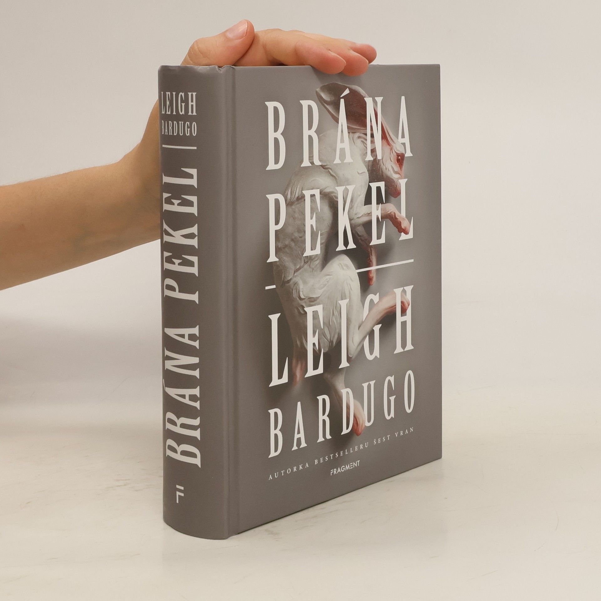 Leigh Bardugo Brána pekel